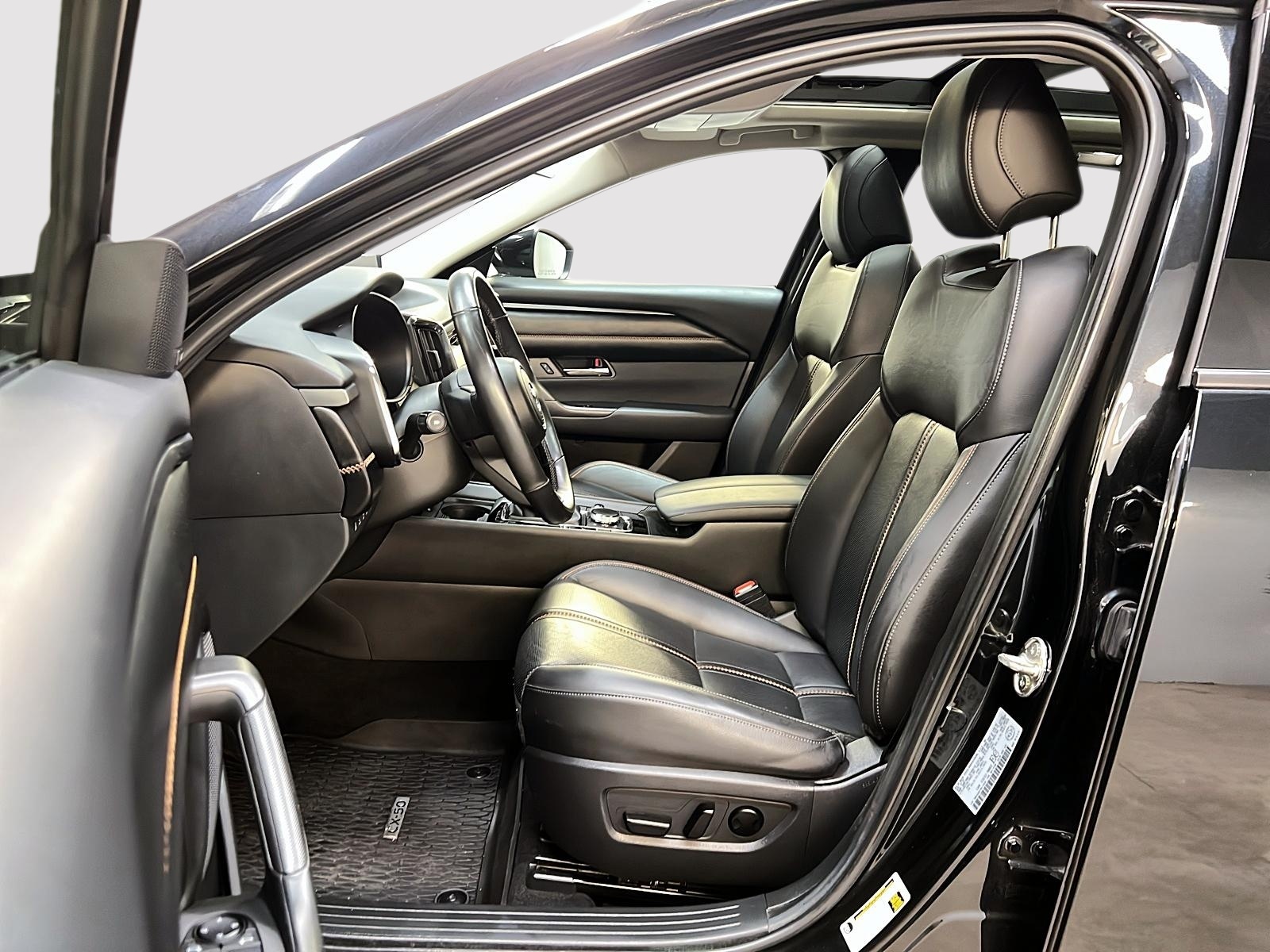 Mazda CX-50 GT CUIR TOIT PANO NAV 4RM 2023 - image #7