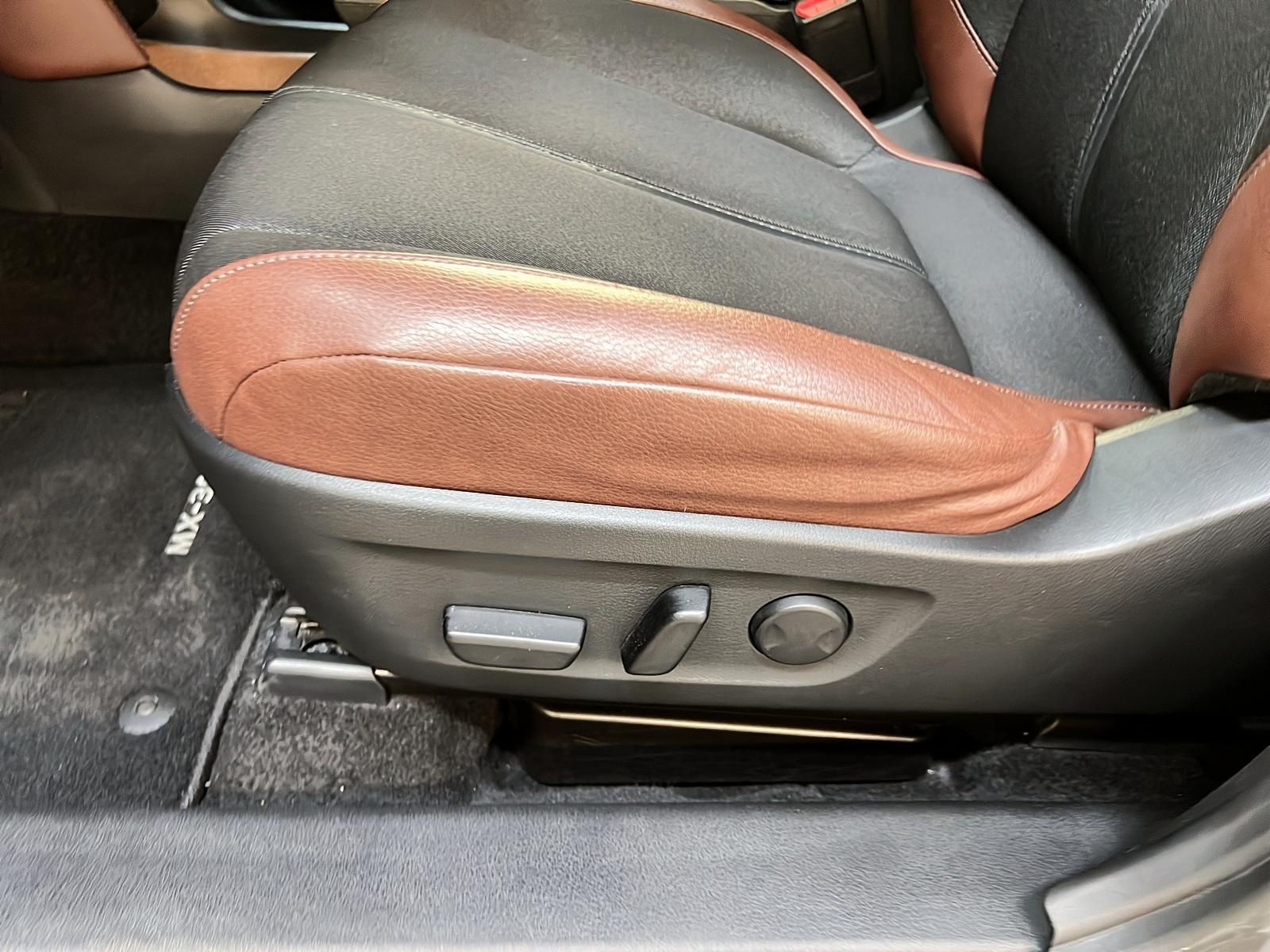 Mazda MX-30 2022 - Image #26