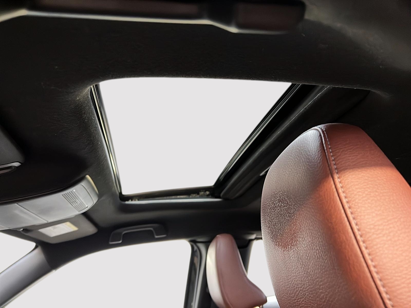 Mazda MX-30 2022 - Image #10