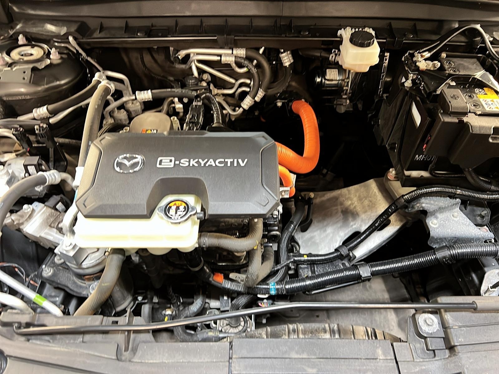 Mazda MX-30 2022 - Image #12