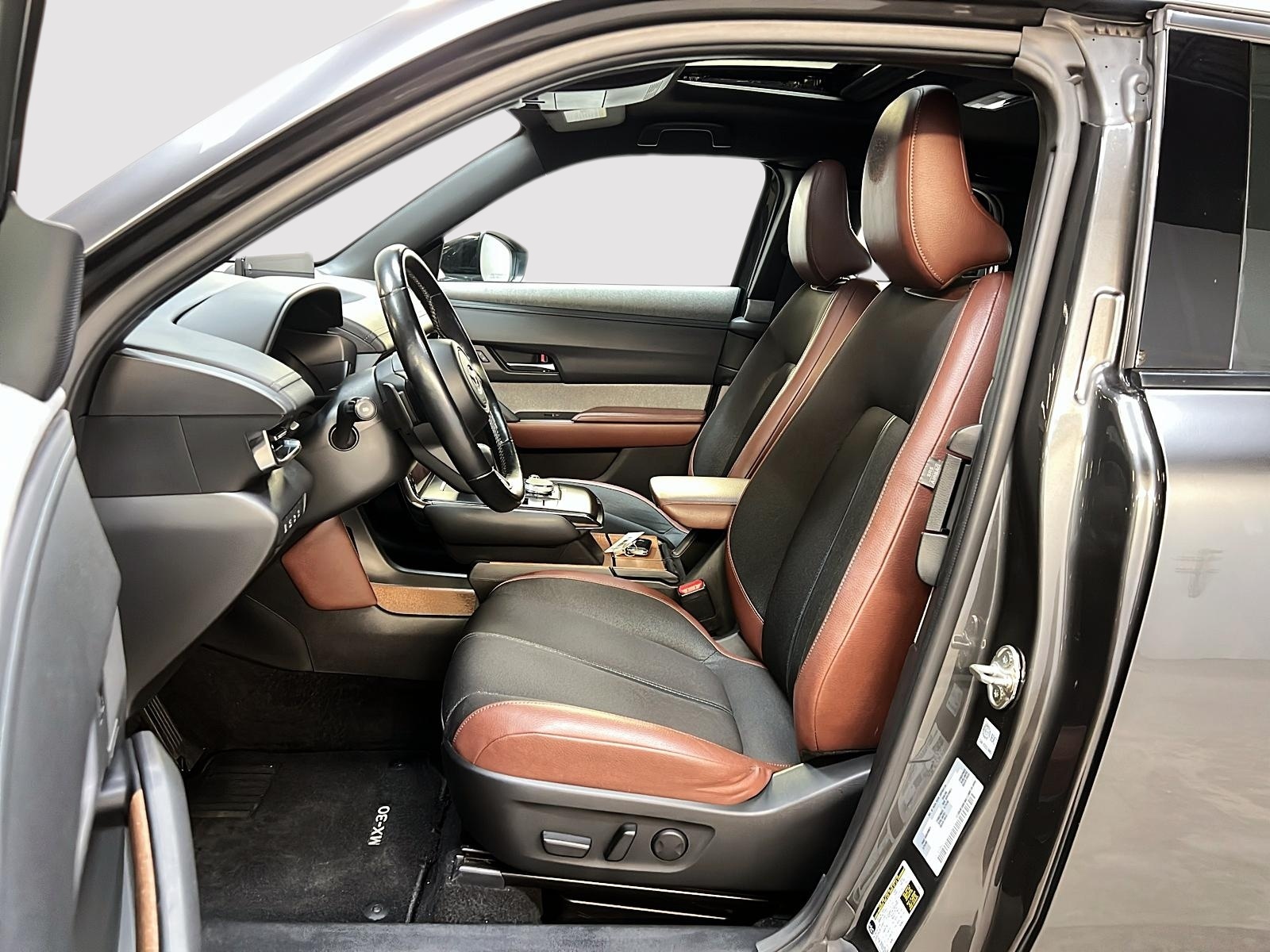 Mazda MX-30 2022 - Image #7