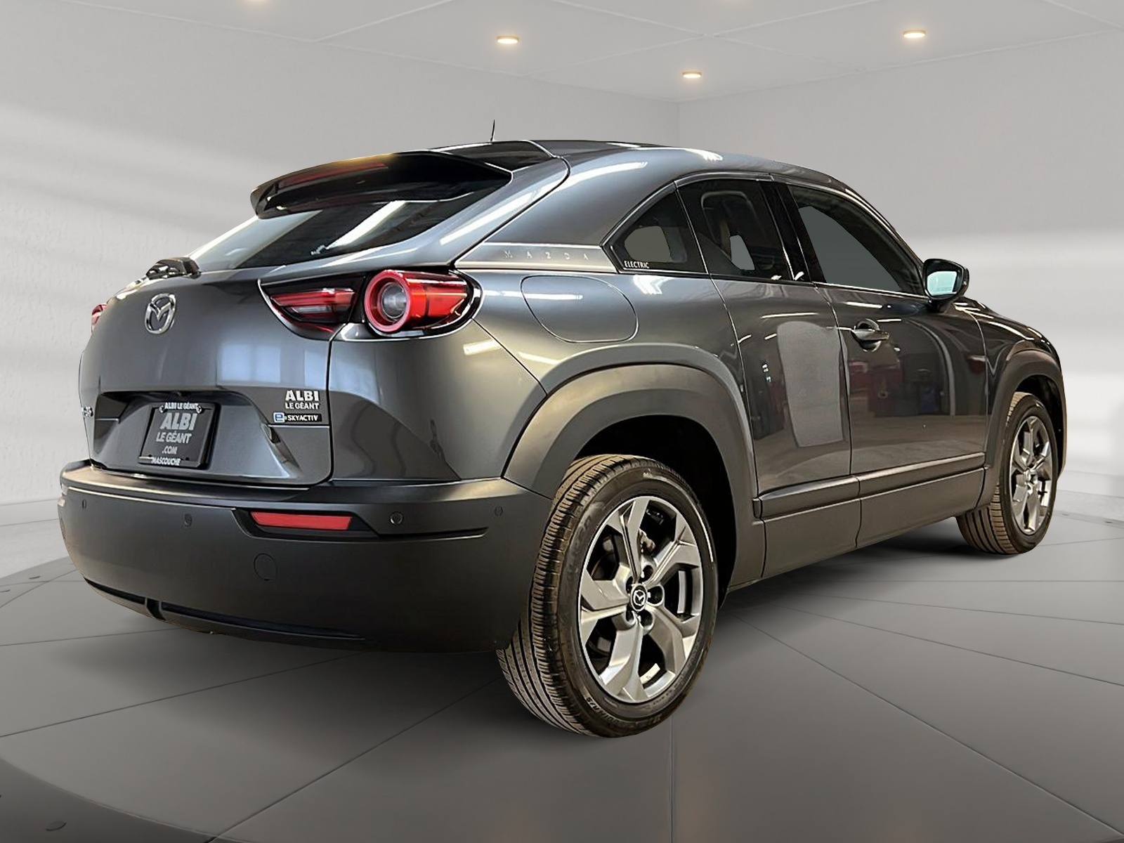 Mazda MX-30 2022 - Image #4