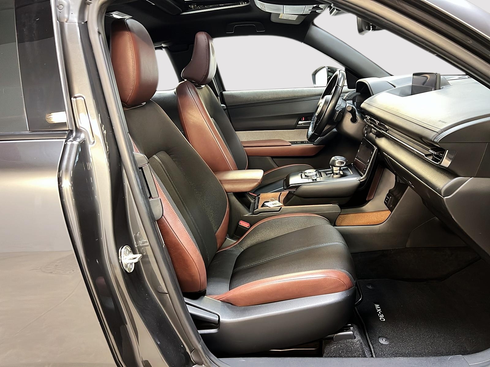 Mazda MX-30 2022 - Image #8
