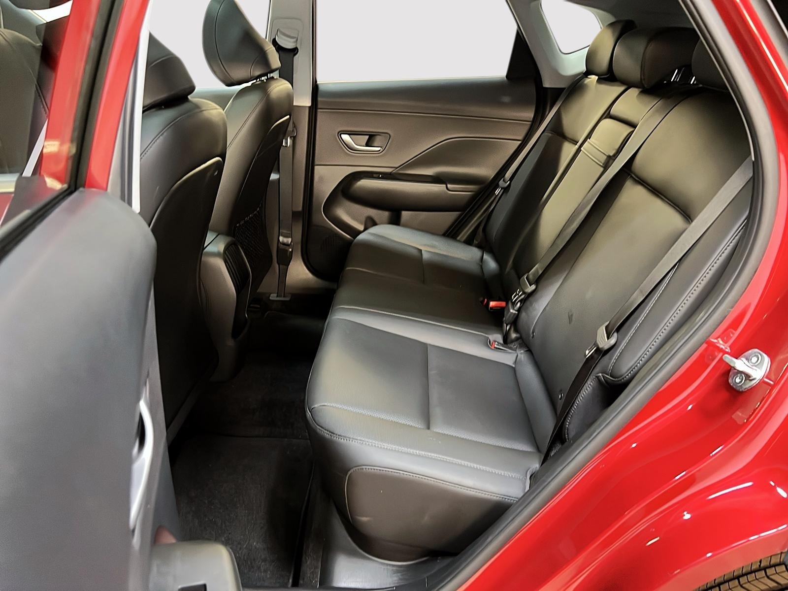 Hyundai Kona PREFERRED TREND CUIR TOIT 4RM 2024 - image #9
