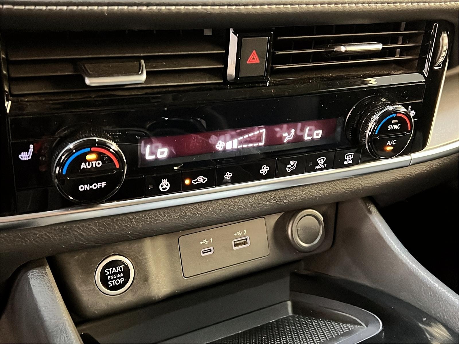 Nissan Rogue 2021 - Image #15