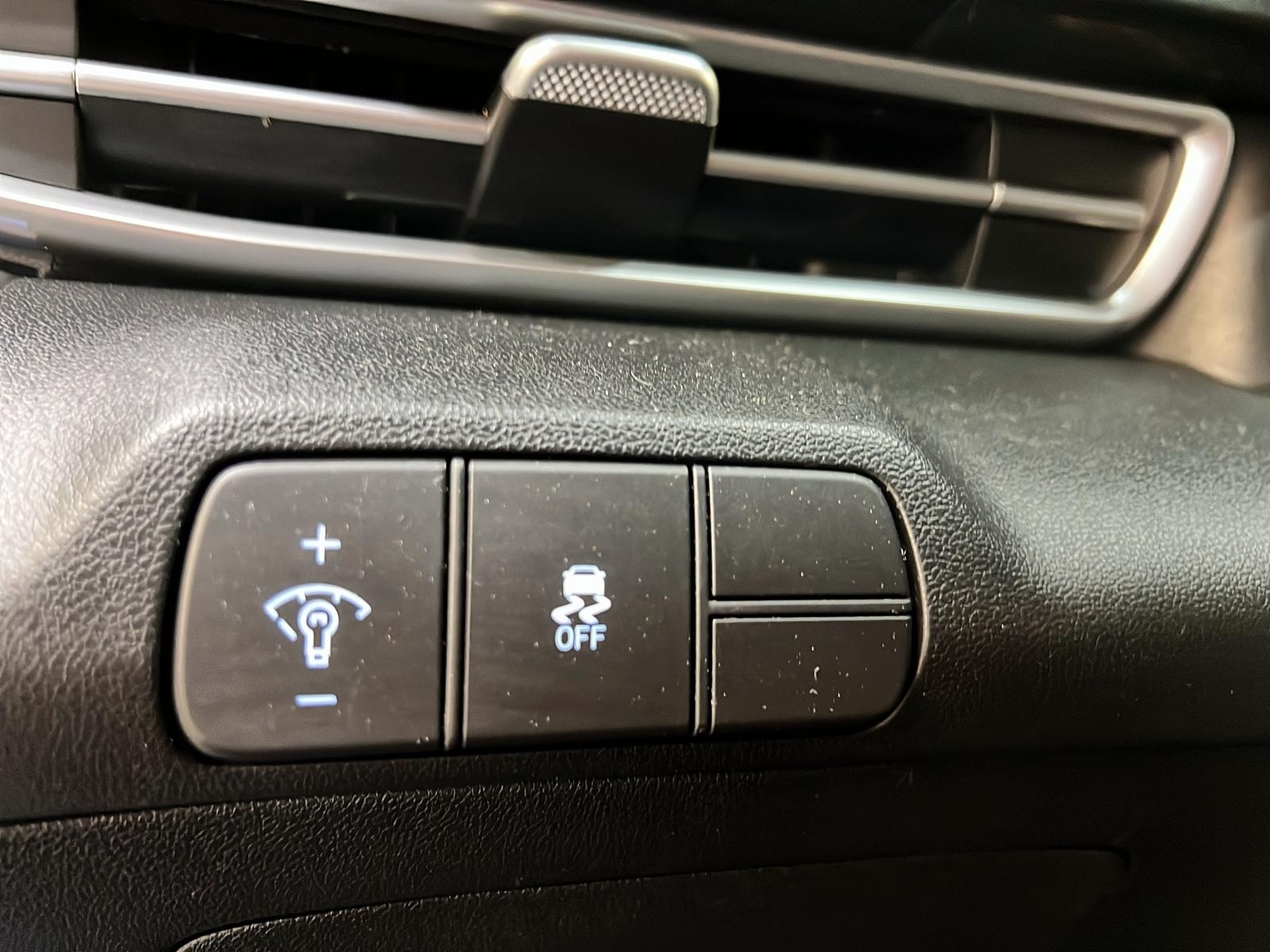 Hyundai Elantra 2024 - Image #20