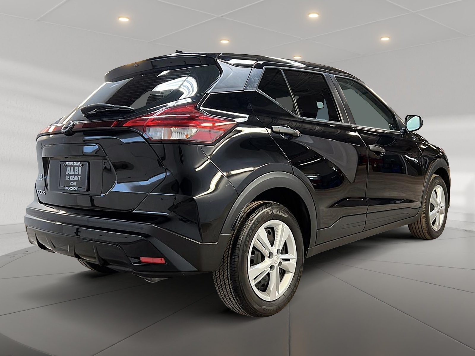 Nissan Kicks S 2023 - image #4