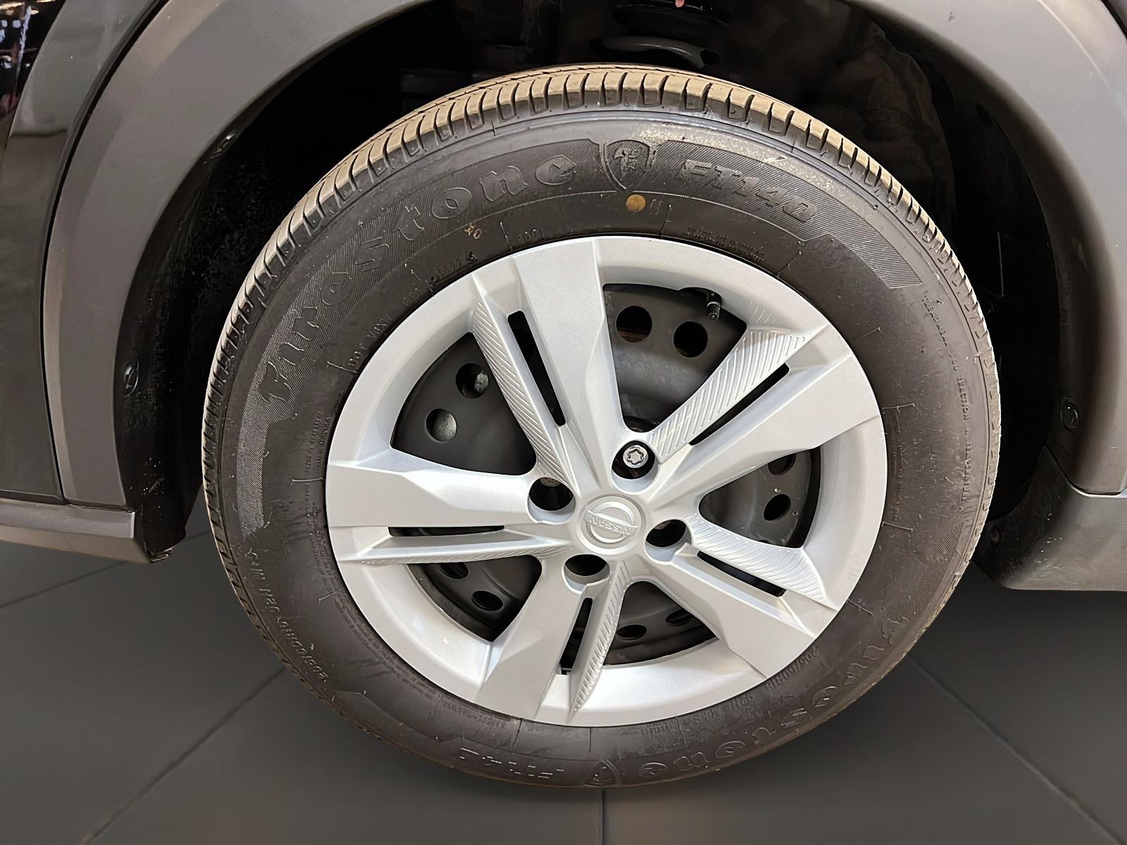 Nissan Kicks S 2023 - image #24