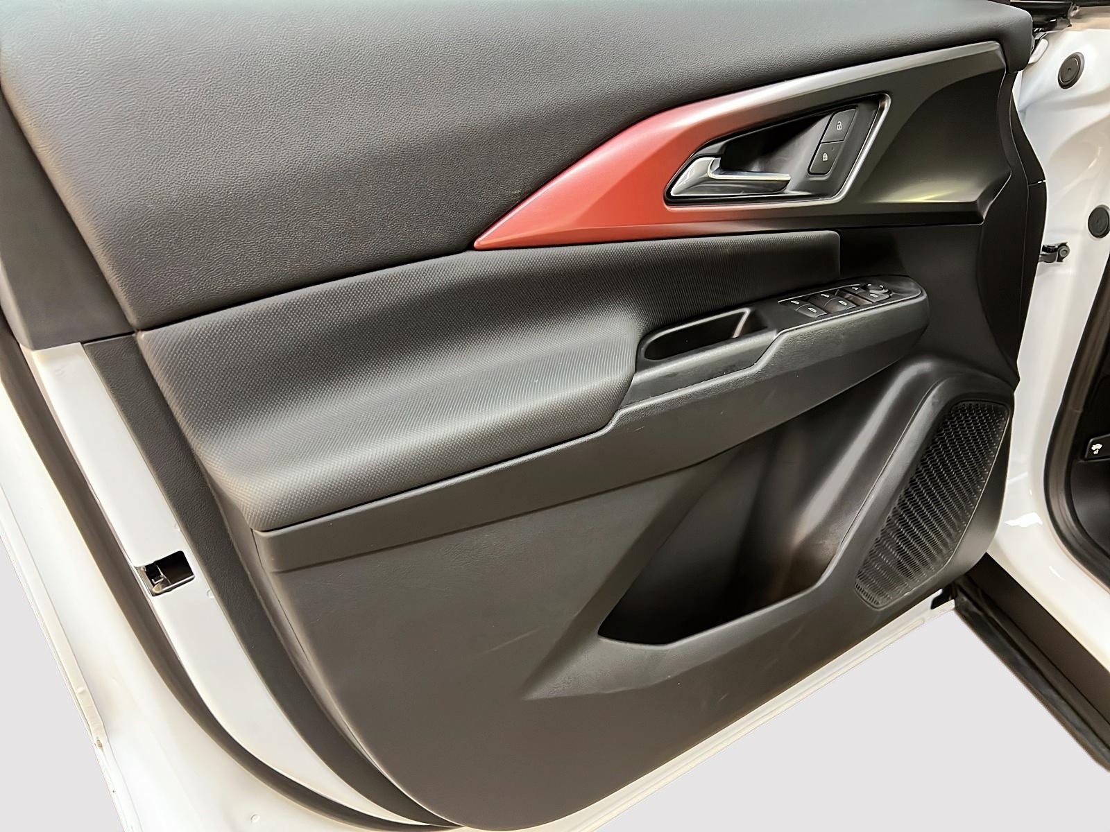 Chevrolet Equinox EV 2024 - Image #22