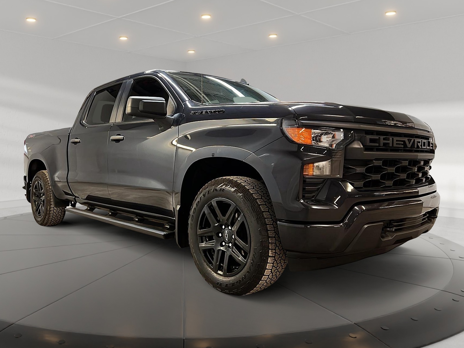 Chevrolet Silverado 1500 CUSTOM CREW CAB 4X4 2023 - image #3