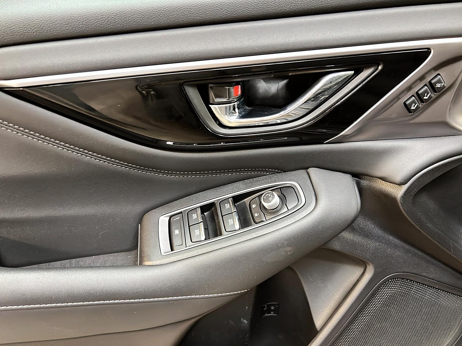 Subaru Outback LIMITED XT CUIR TOIT 4RM 2023 - image #23