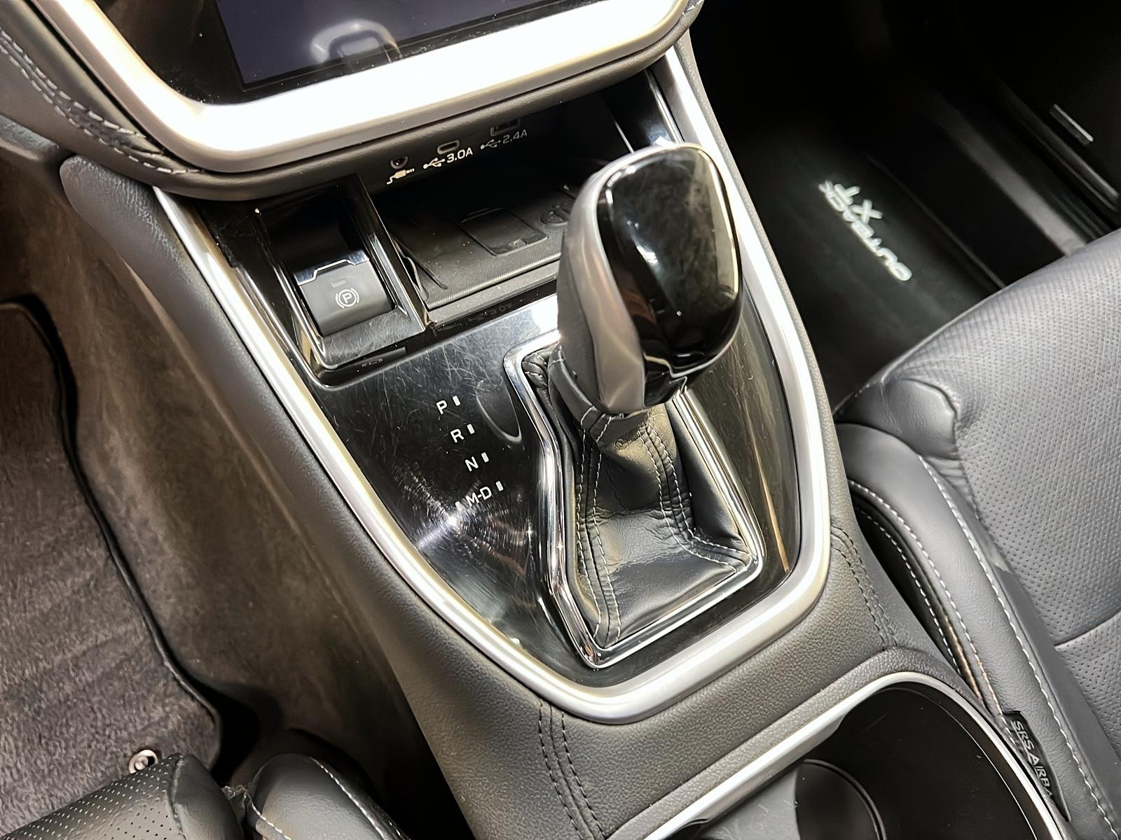 Subaru Outback LIMITED XT CUIR TOIT 4RM 2023 - image #15