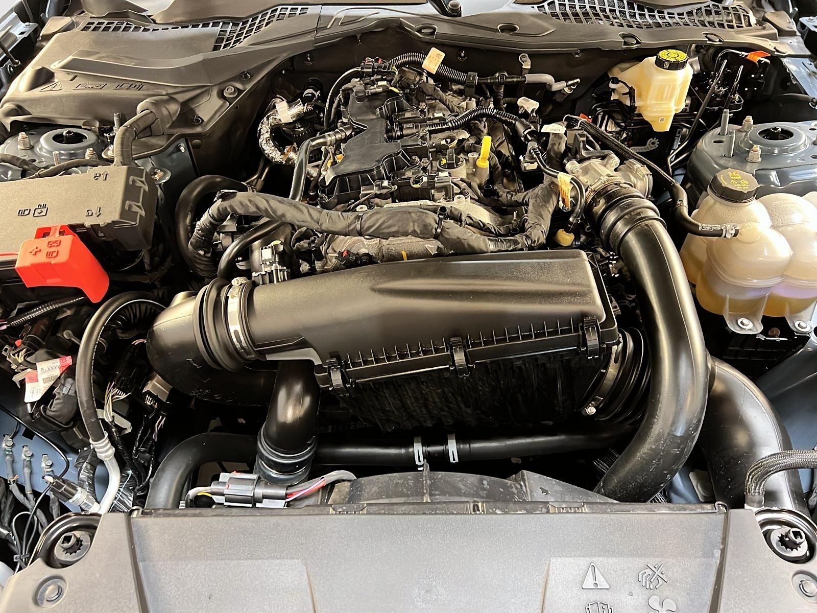 Ford Mustang ECOBOOST COUPE PREMIUM ENSEMBLE PONY CUIR NAV 2024 - image #11