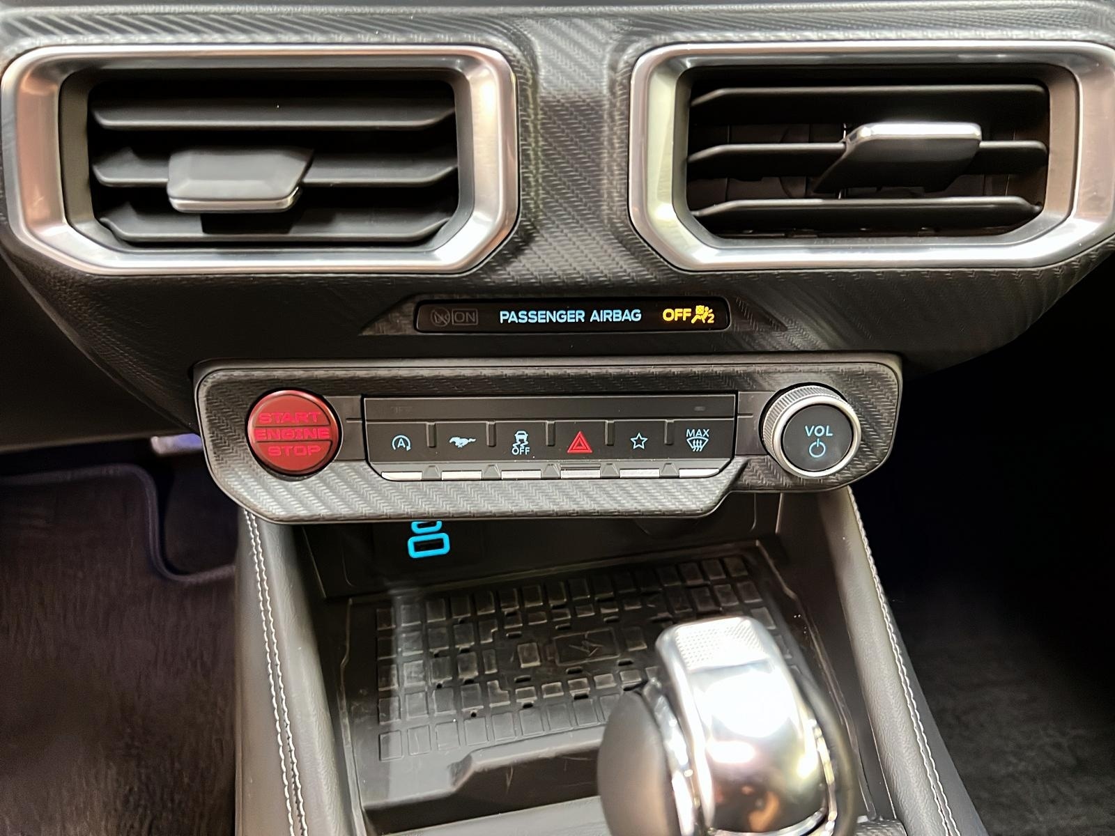 Ford Mustang ECOBOOST COUPE PREMIUM ENSEMBLE PONY CUIR NAV 2024 - image #14