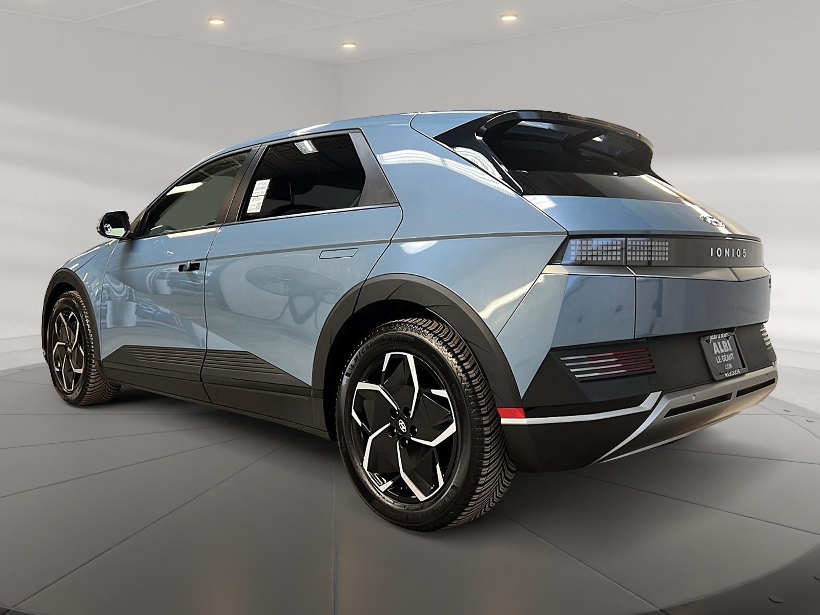 Hyundai IONIQ 5 PREFERRED LONG RANGE  NAV 2024 - image #6
