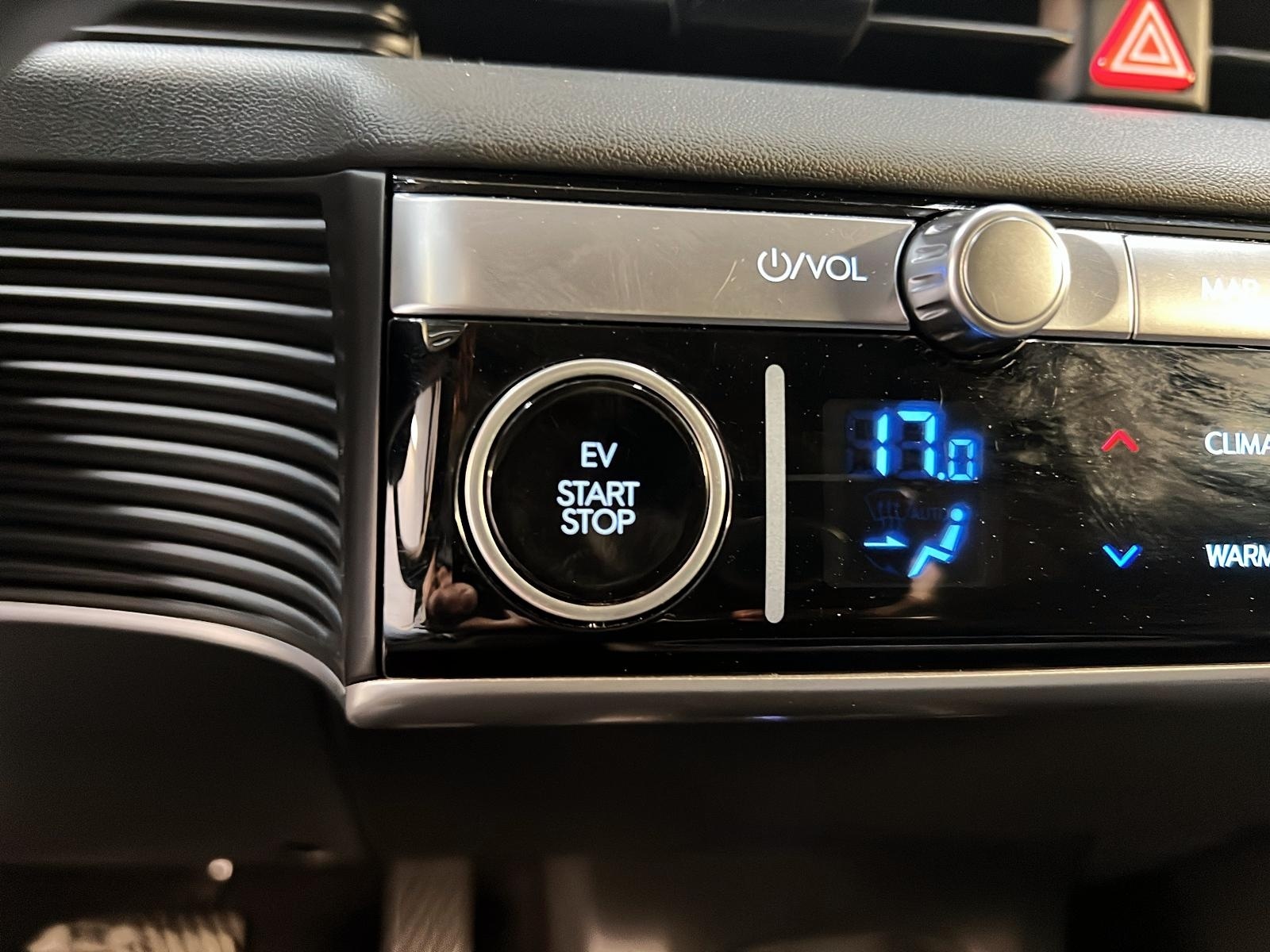 Hyundai IONIQ 5 PREFERRED LONG RANGE  NAV 2024 - image #17