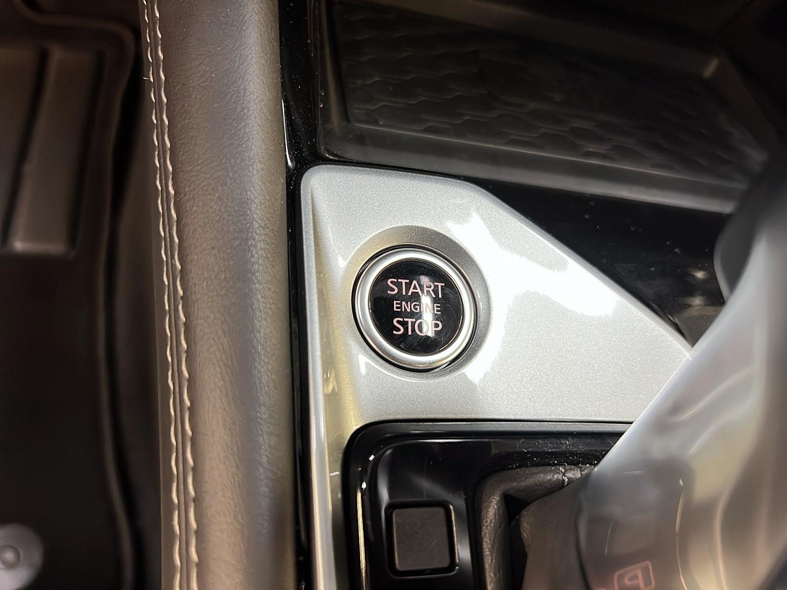 Nissan Altima PLATINUM CUIR TOIT NAV 4RM 2024 - image #19