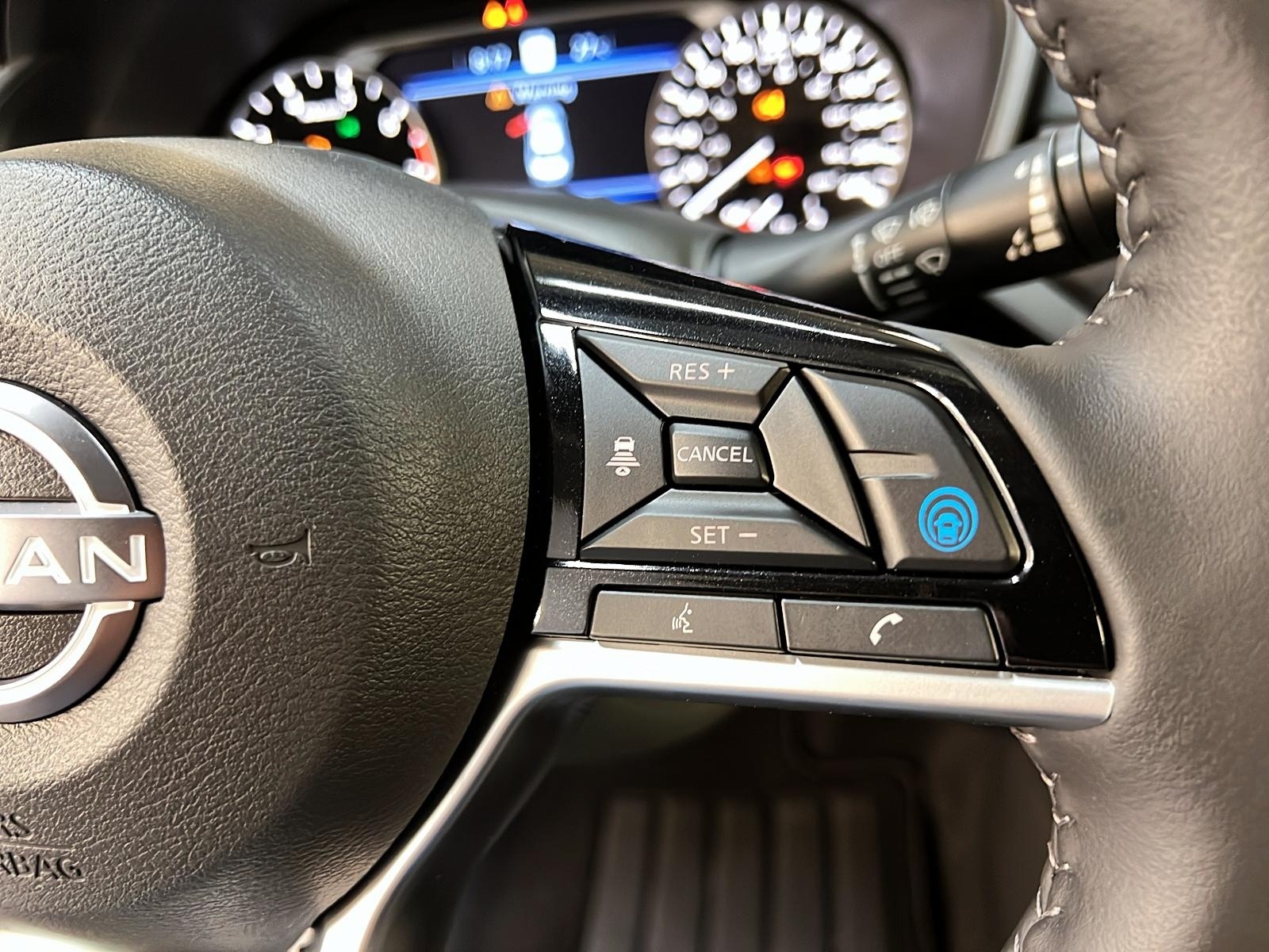 Nissan Altima PLATINUM CUIR TOIT NAV 4RM 2024 - image #20