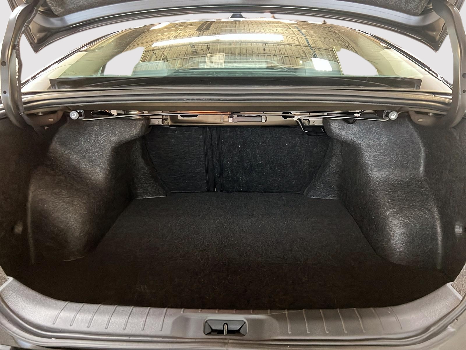 Nissan Altima PLATINUM CUIR TOIT NAV 4RM 2024 - image #13