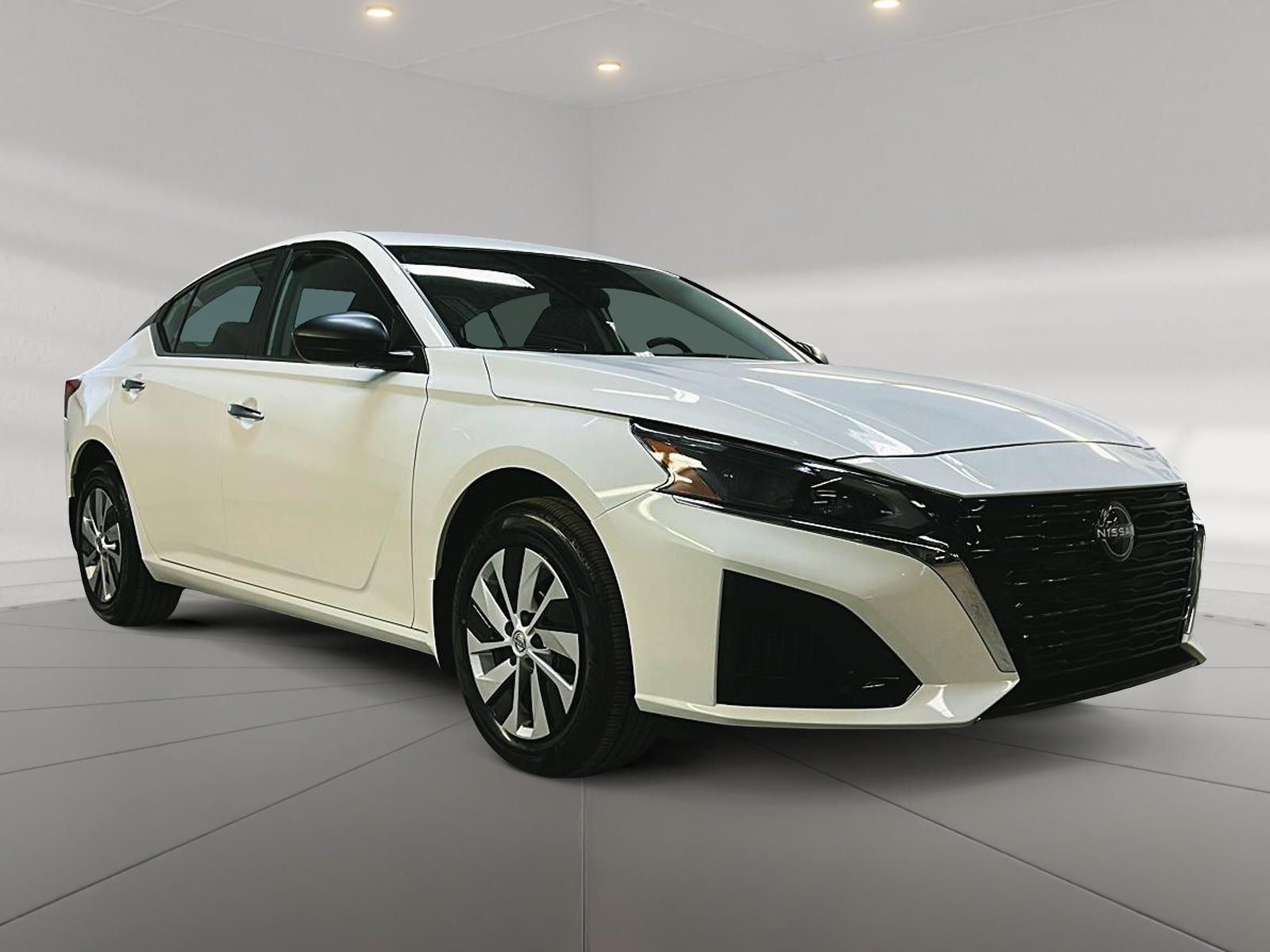 Nissan Altima 2024 - Image #3