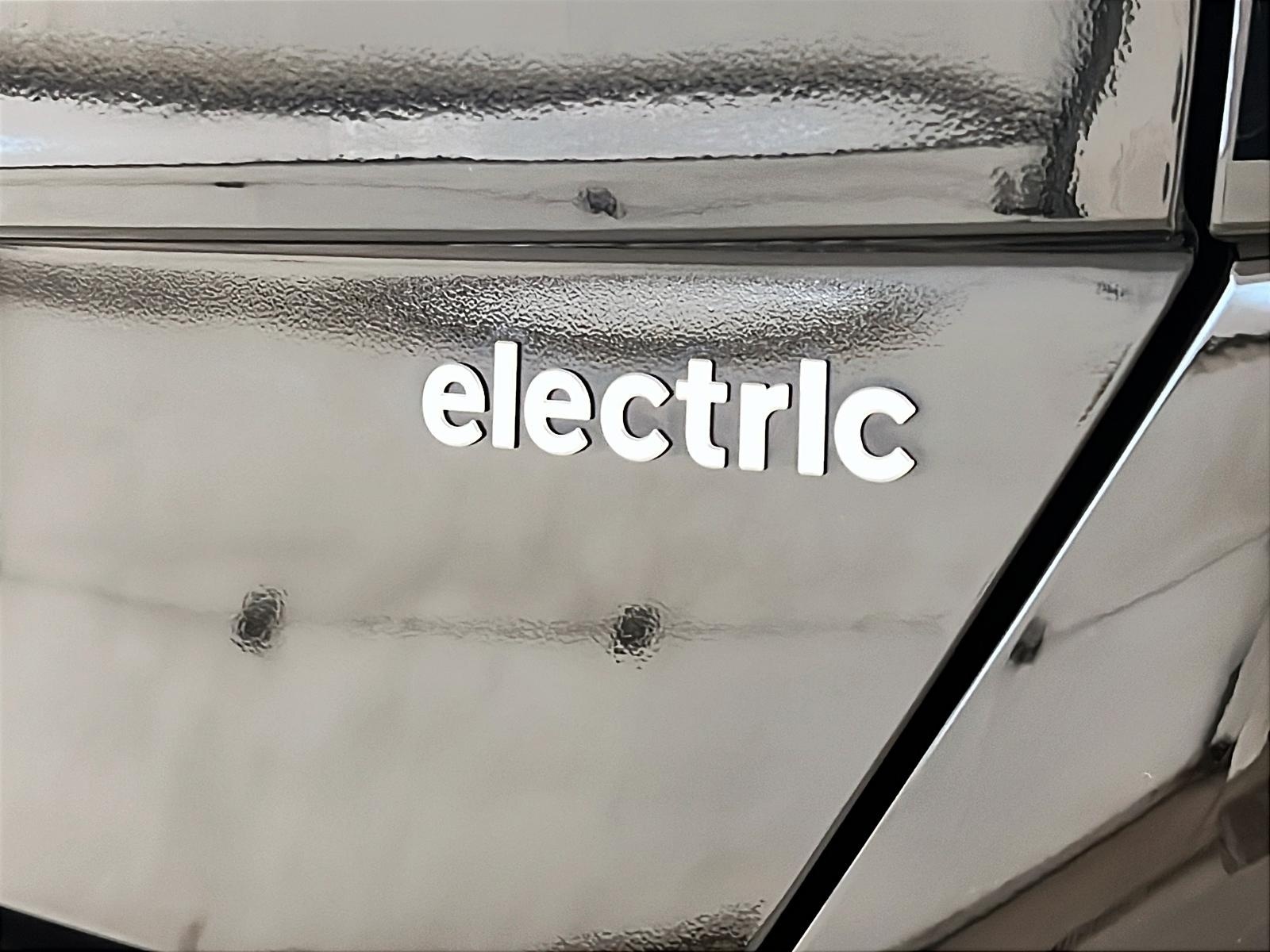 Hyundai Kona EV PREFERRED NAV 2025 - image #25