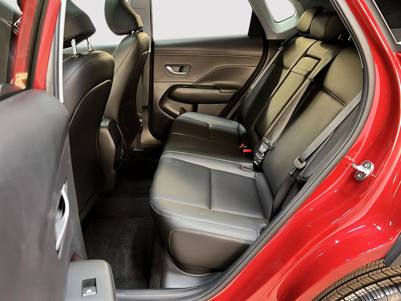 Hyundai Kona PREFERRED TREND CUIR TOIT 4RM 2024 - image #9