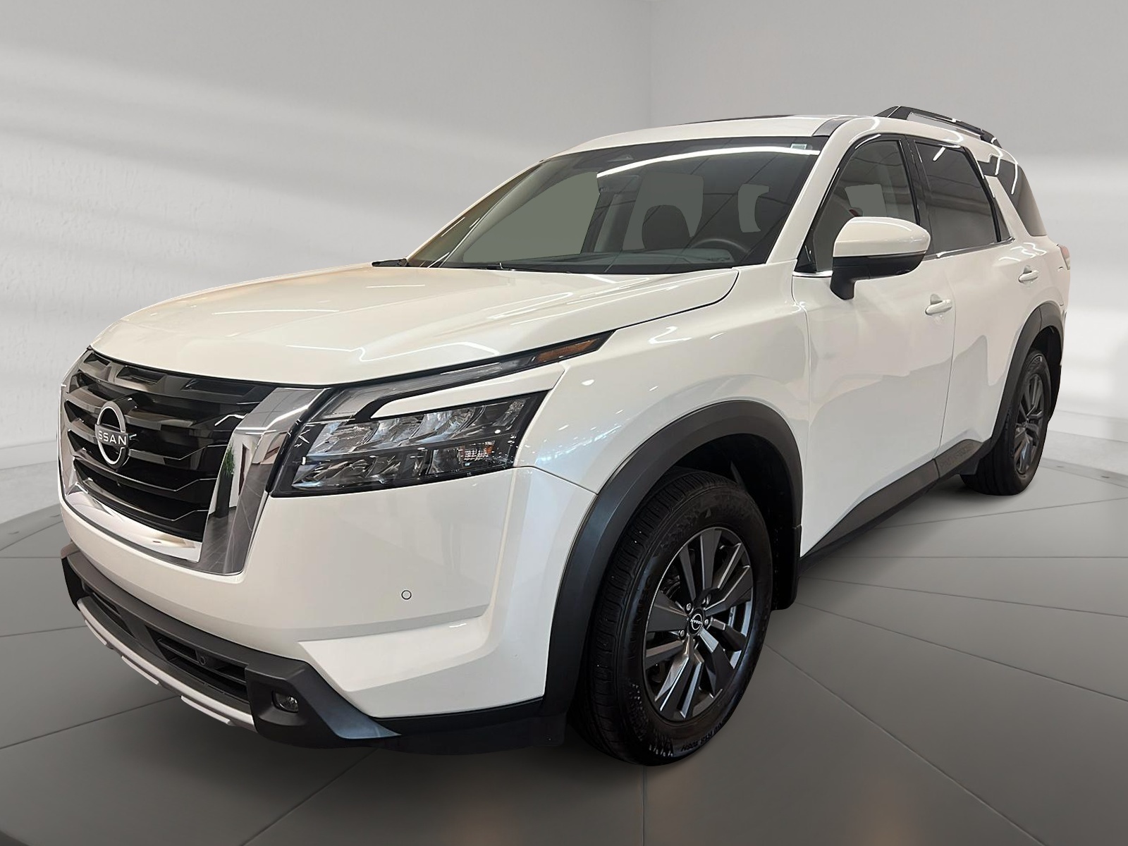 Nissan Pathfinder 2024 - Image #1