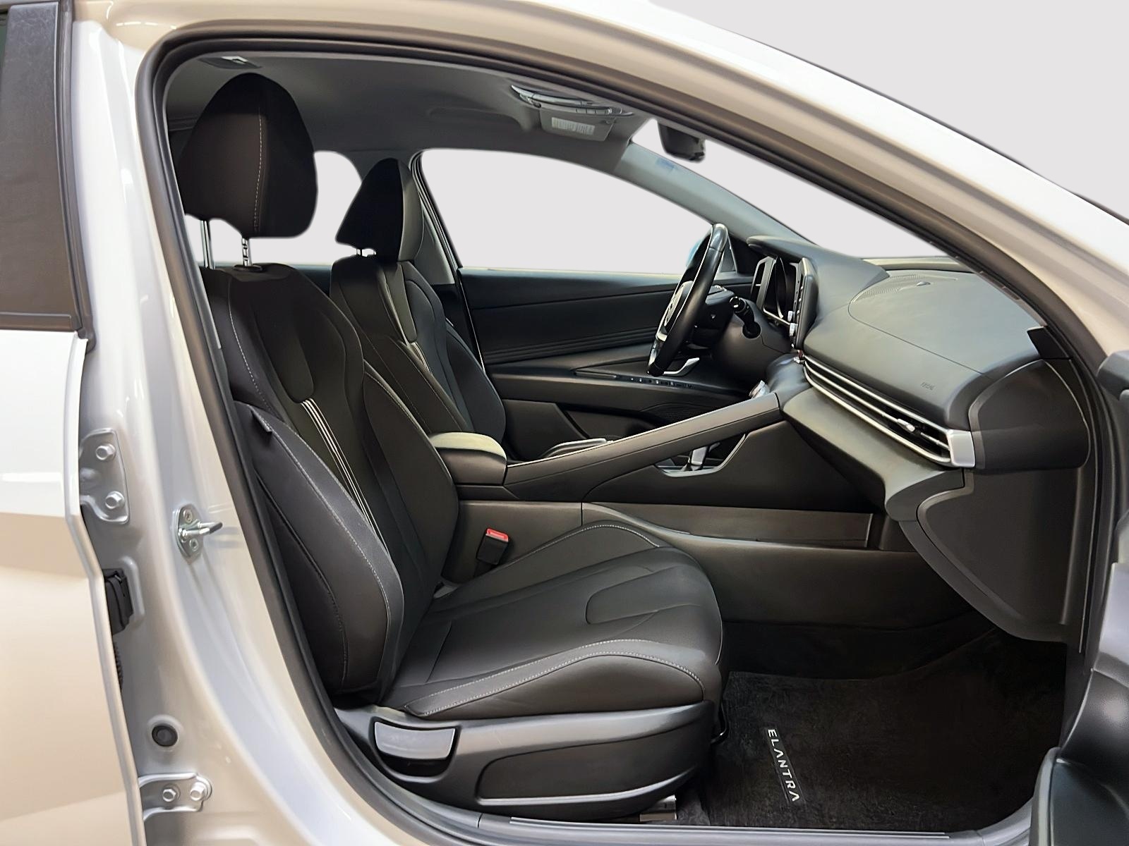 Hyundai Elantra 2023 - Image #8