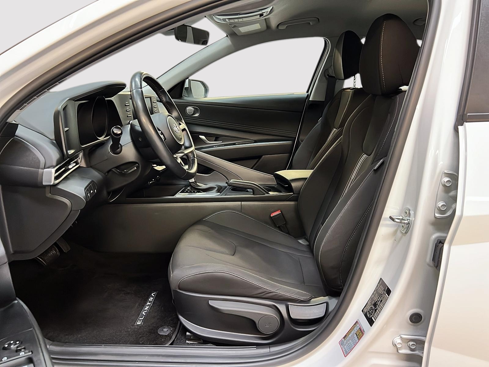 Hyundai Elantra 2023 - Image #7