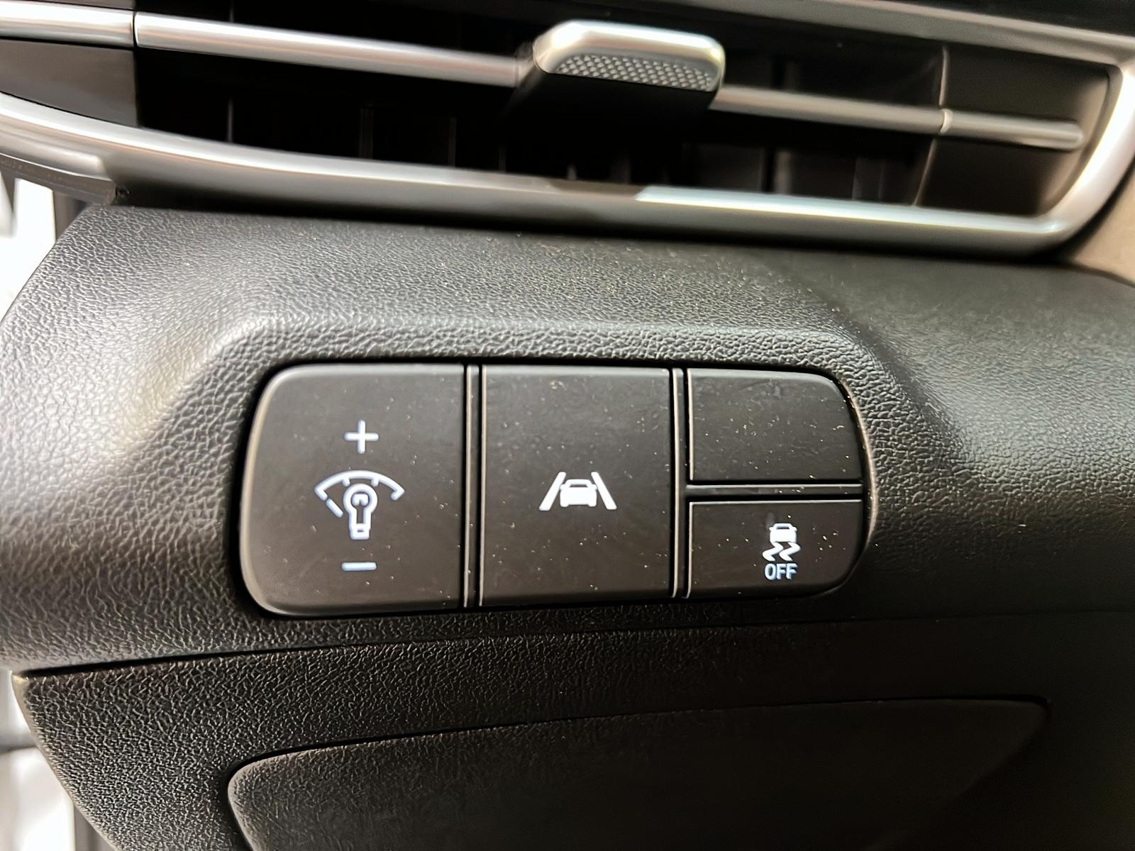 Hyundai Elantra 2023 - Image #20
