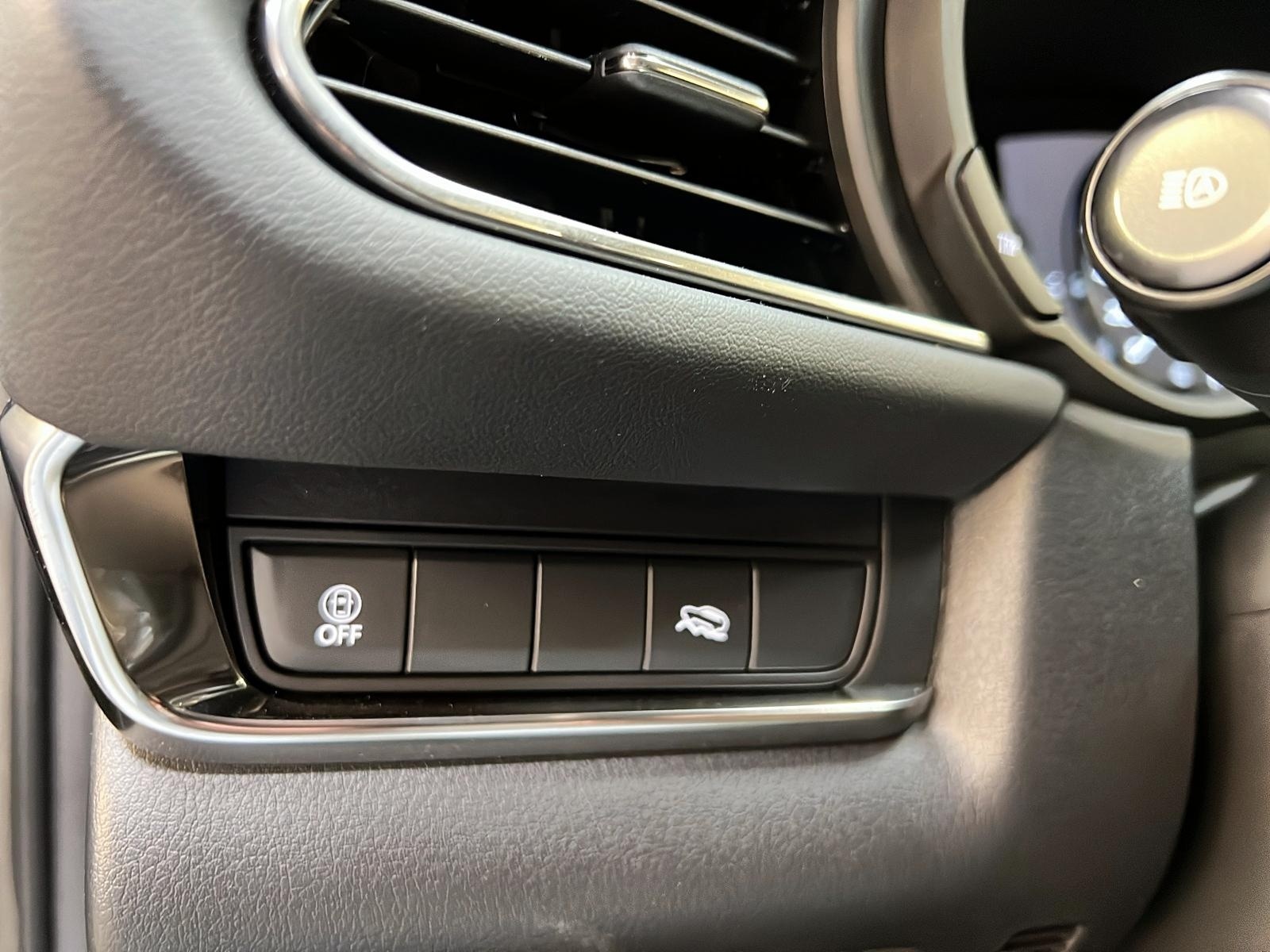 Mazda CX-30 2023 - Image #21