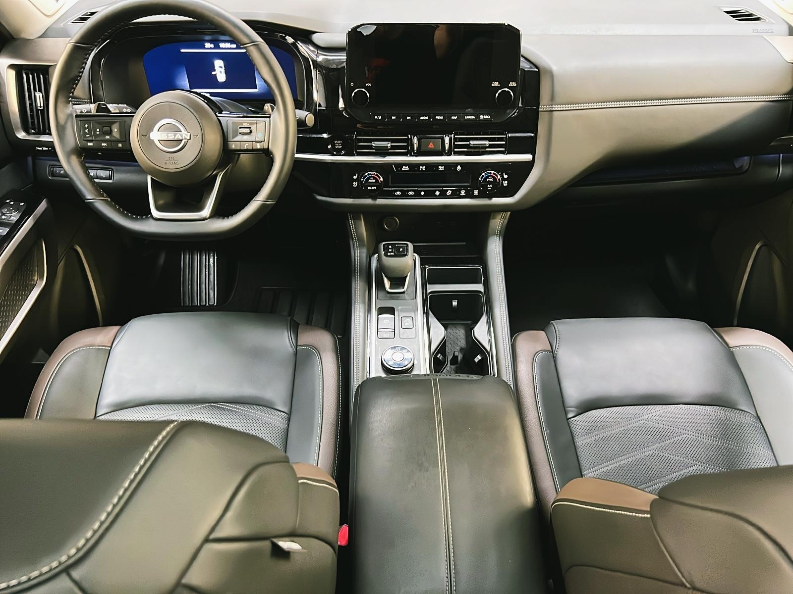 Nissan Pathfinder PLATINUM CUIR TOIT PANO NAV 4RM 2025 - image #13