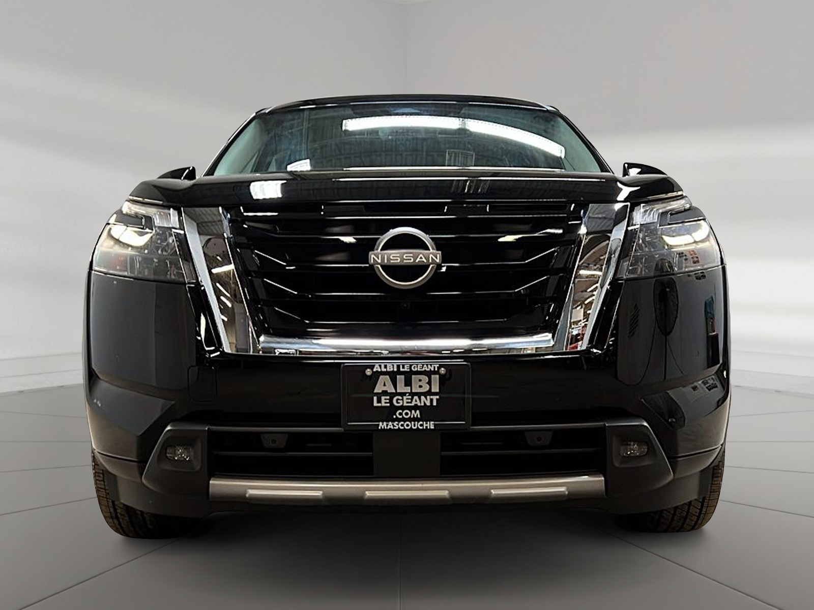 Nissan Pathfinder 2025 - Image #2