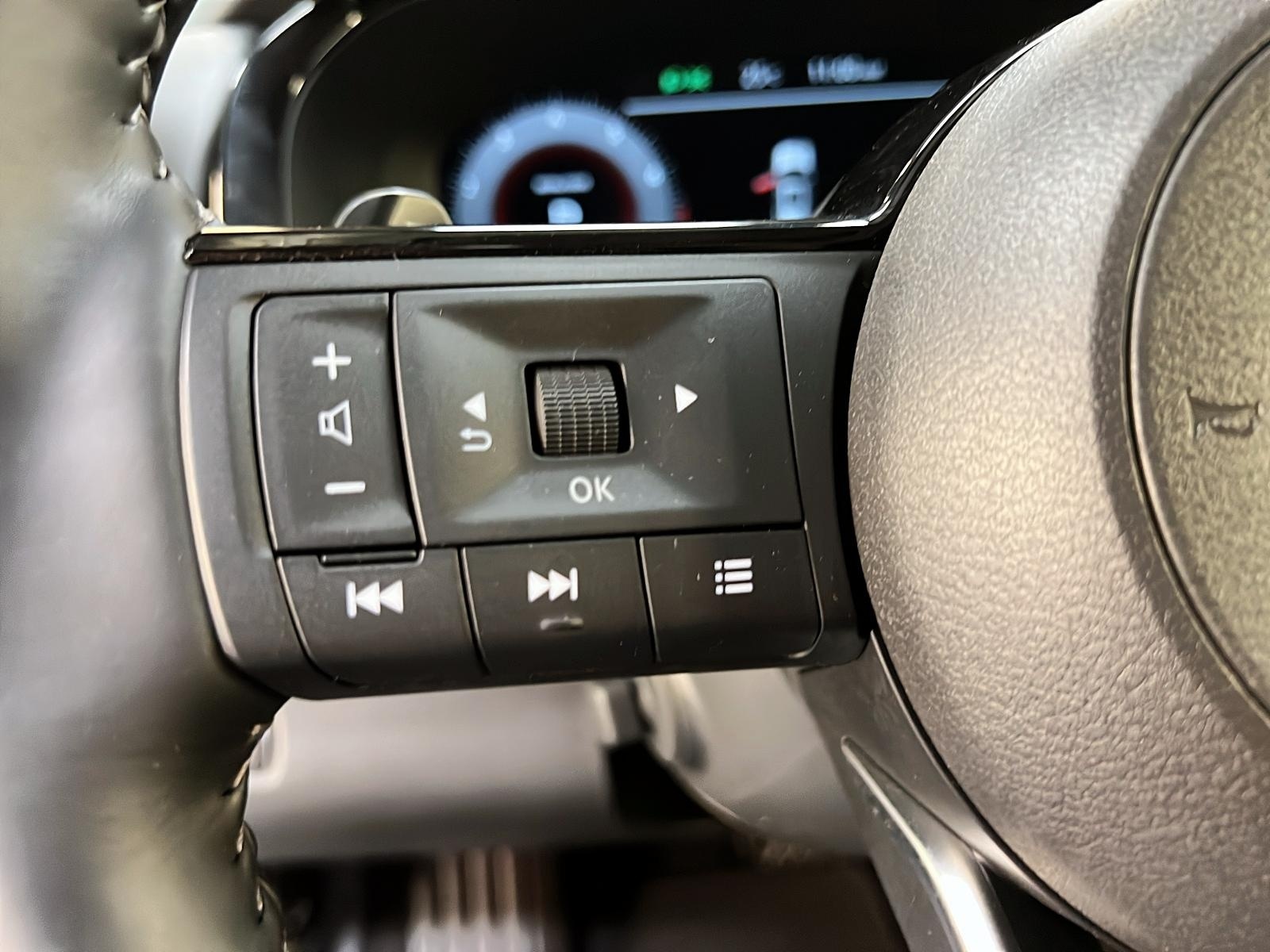 Nissan Pathfinder PLATINUM CUIR TOIT PANO NAV 4RM 2025 - image #24