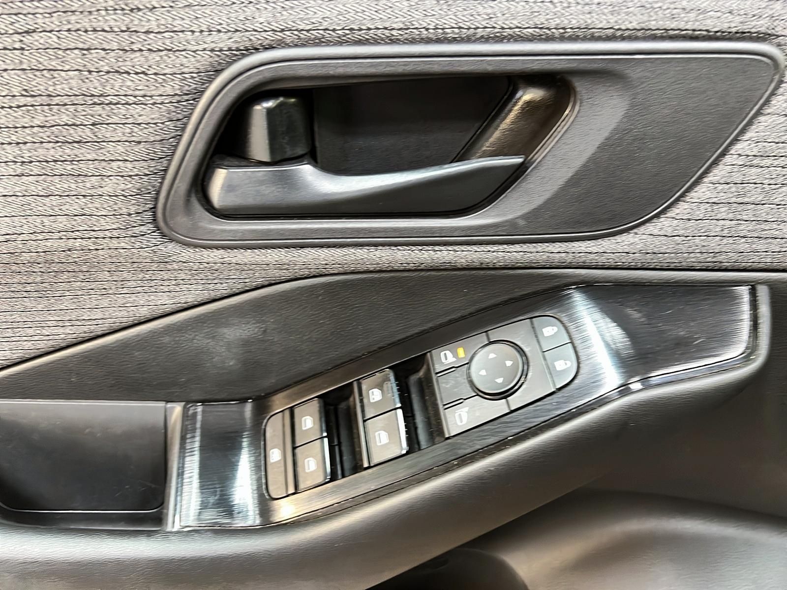 Nissan Rogue S 4RM 2023 - image #21