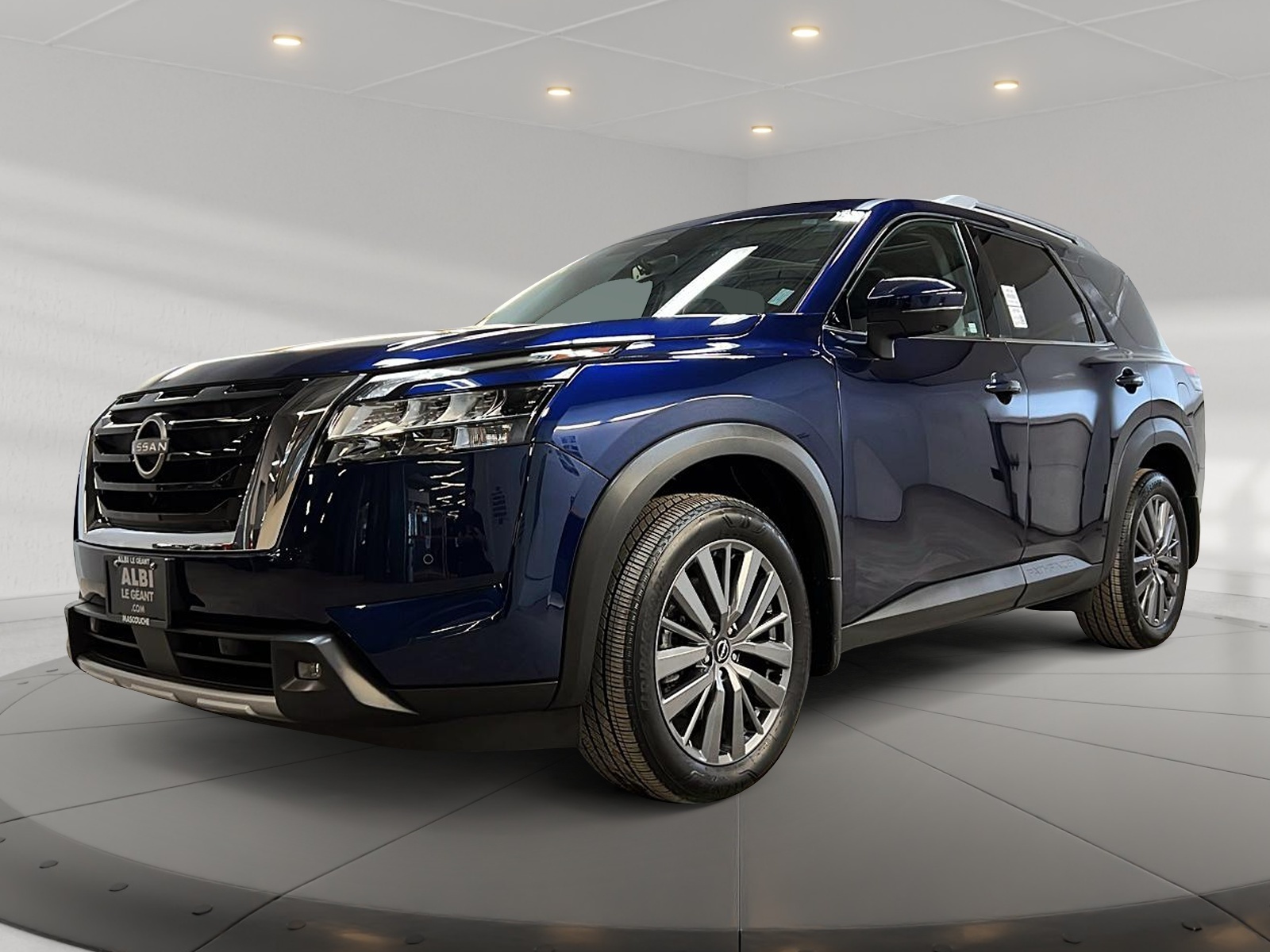 Nissan Pathfinder SL PREMIUM CUIR TOIT PANO NAV 4RM 2024 - image #1