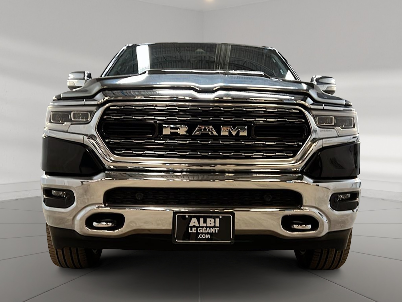 RAM 1500 2023 - Image #2