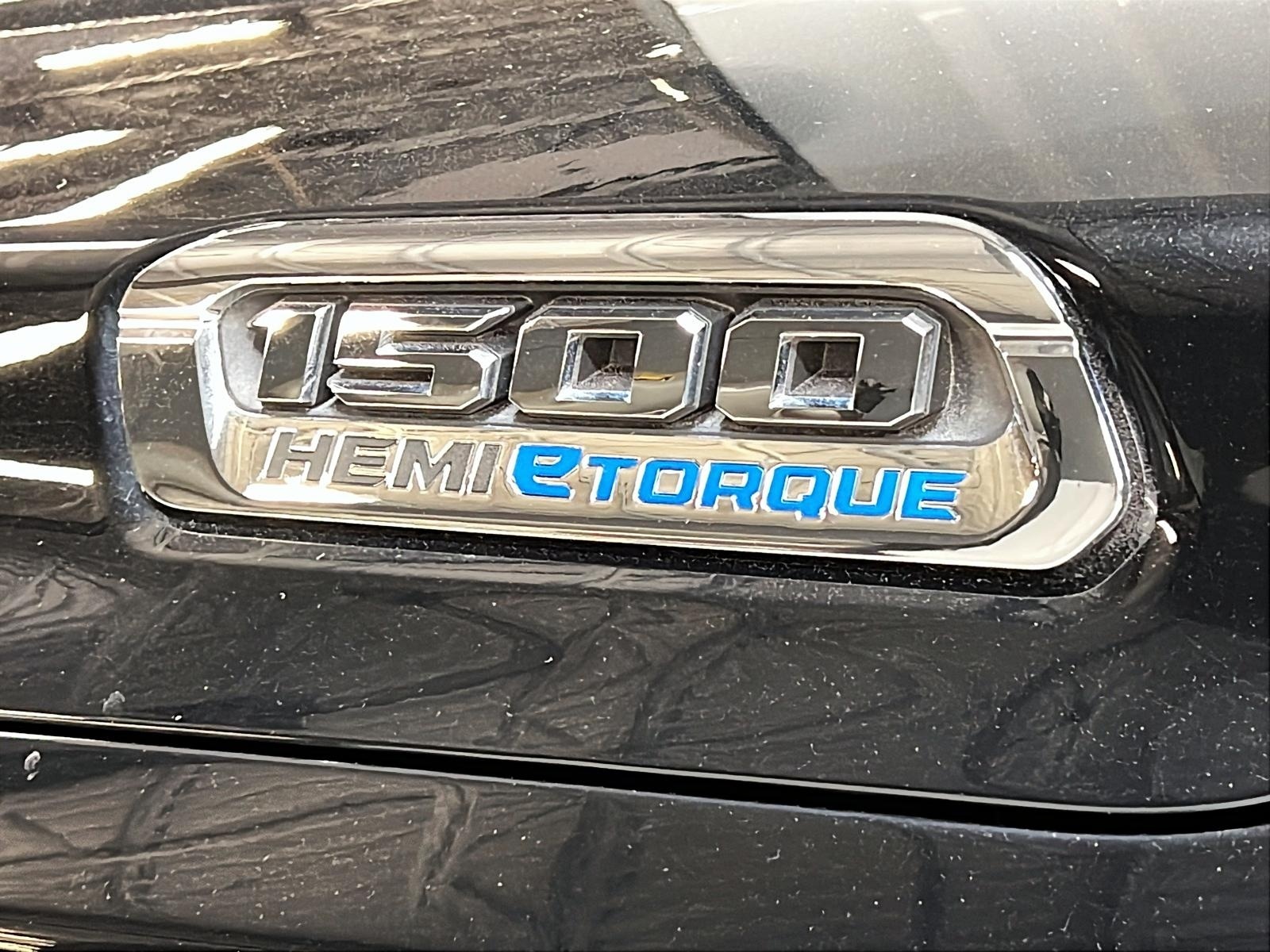 RAM 1500 LIMITED 5.7 HEMI eTORQUE CREW CAB CUIR NAV 4X4 2023 - image #26