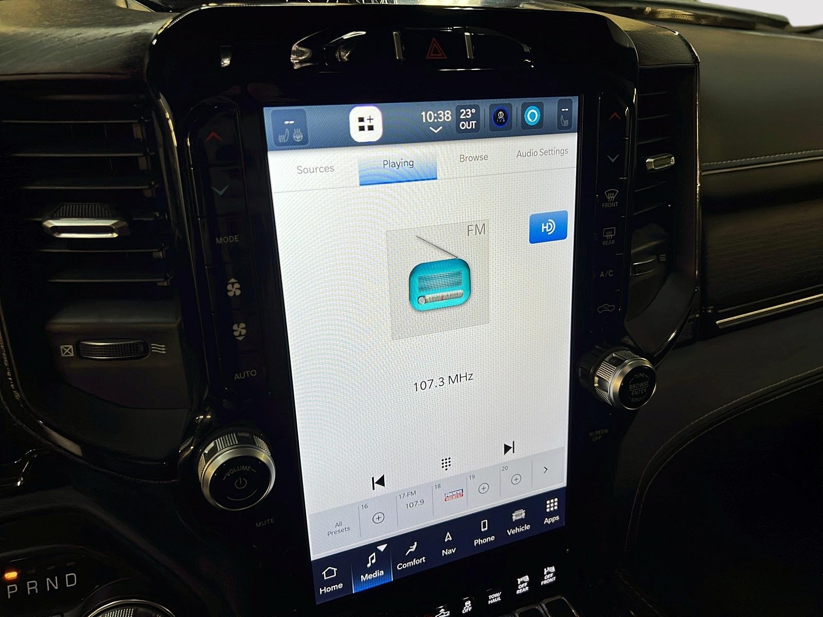 RAM 1500 2023 - Image #15