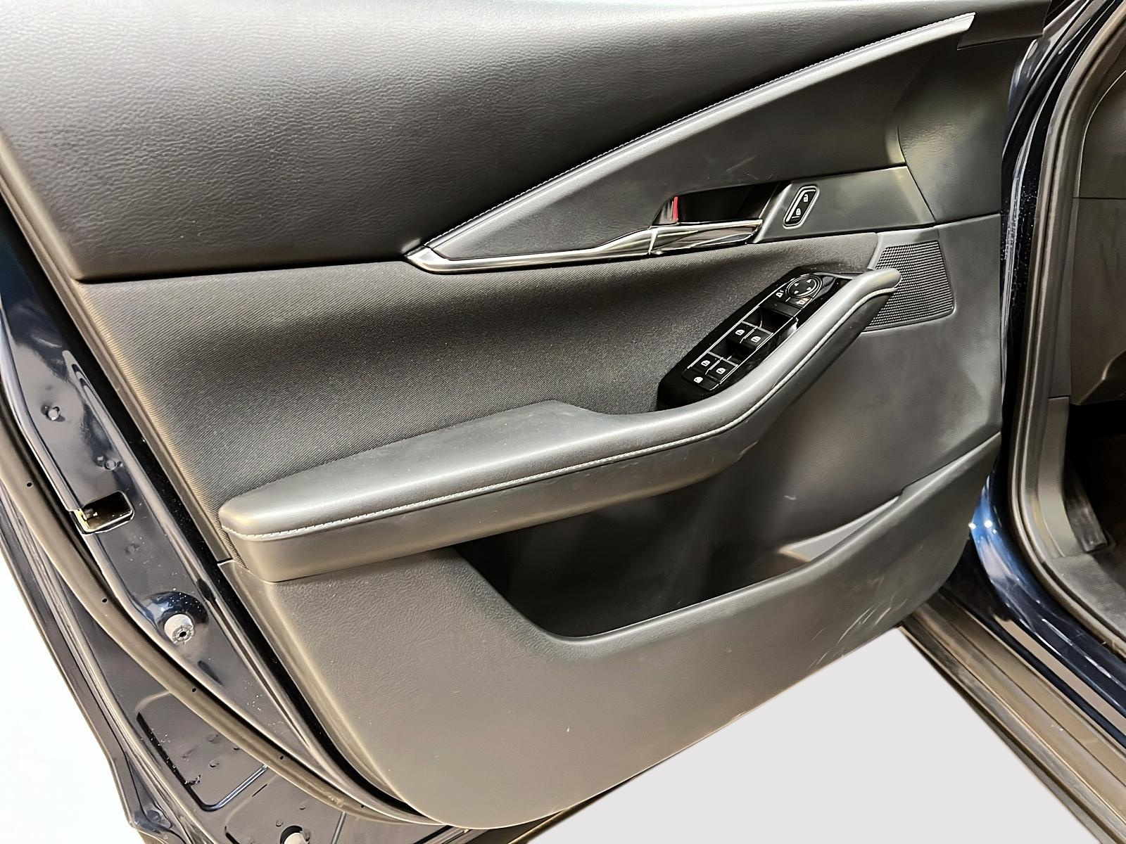 Mazda CX-30 2023 - Image #23