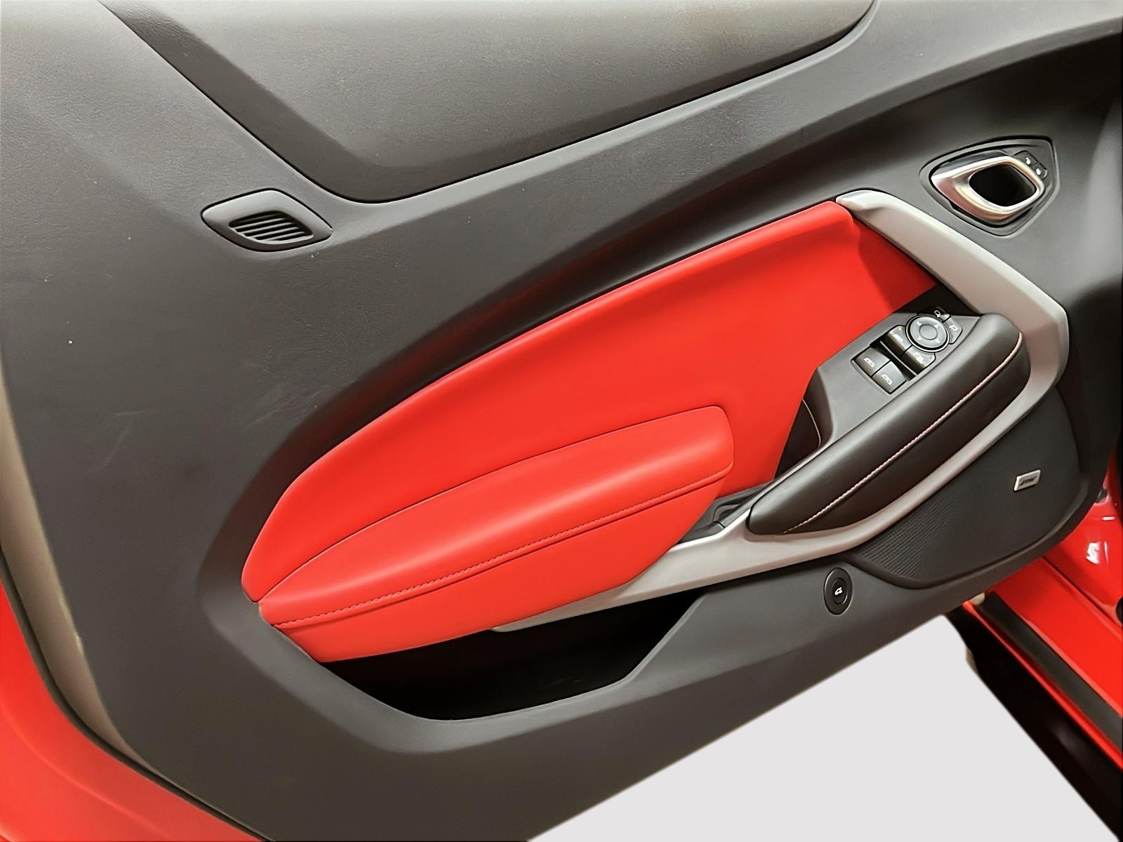 Chevrolet Camaro 2LT RS CONVERTIBLE CUIR 2022 - image #24