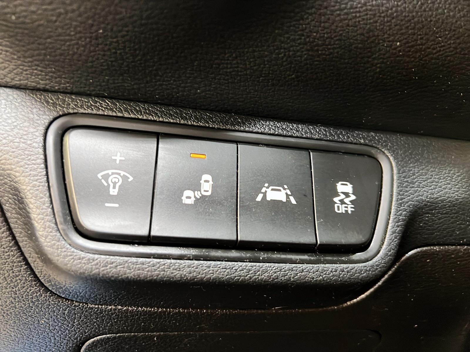 Kia Forte 2021 - Image #19