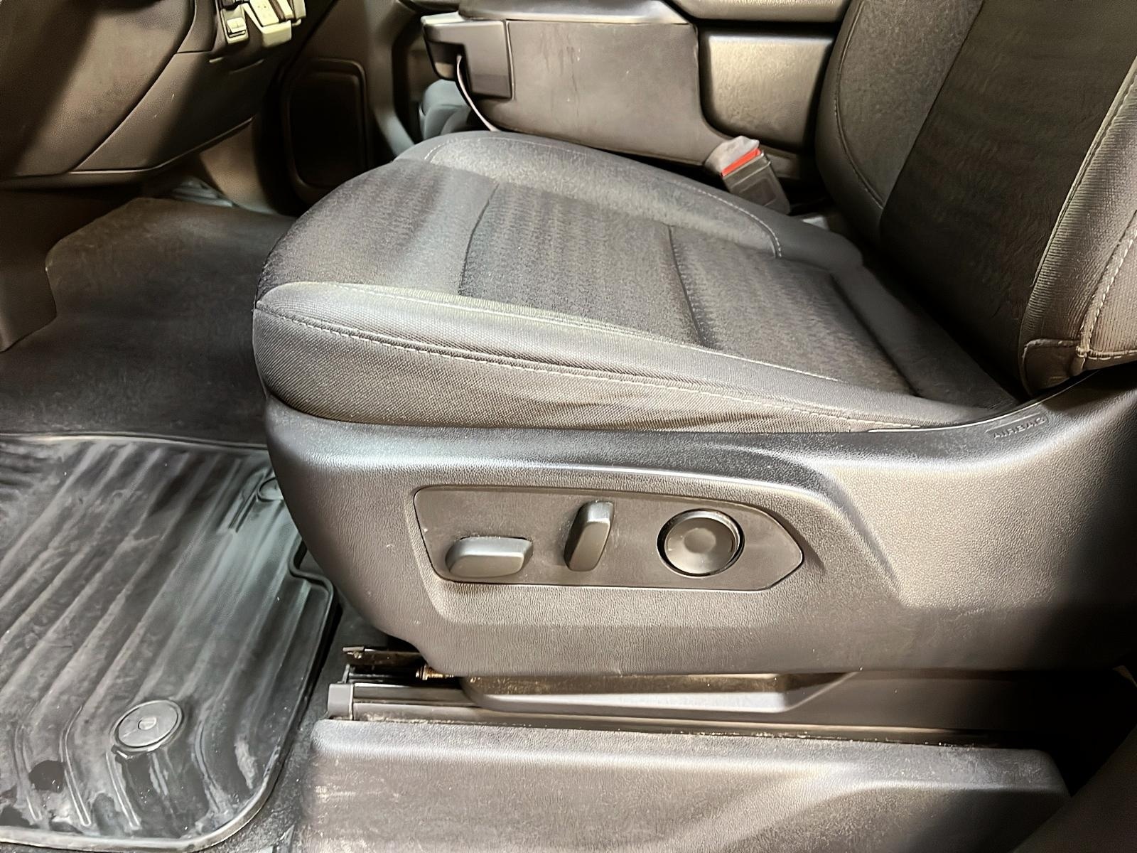 Chevrolet Silverado 1500 2023 - Image #21
