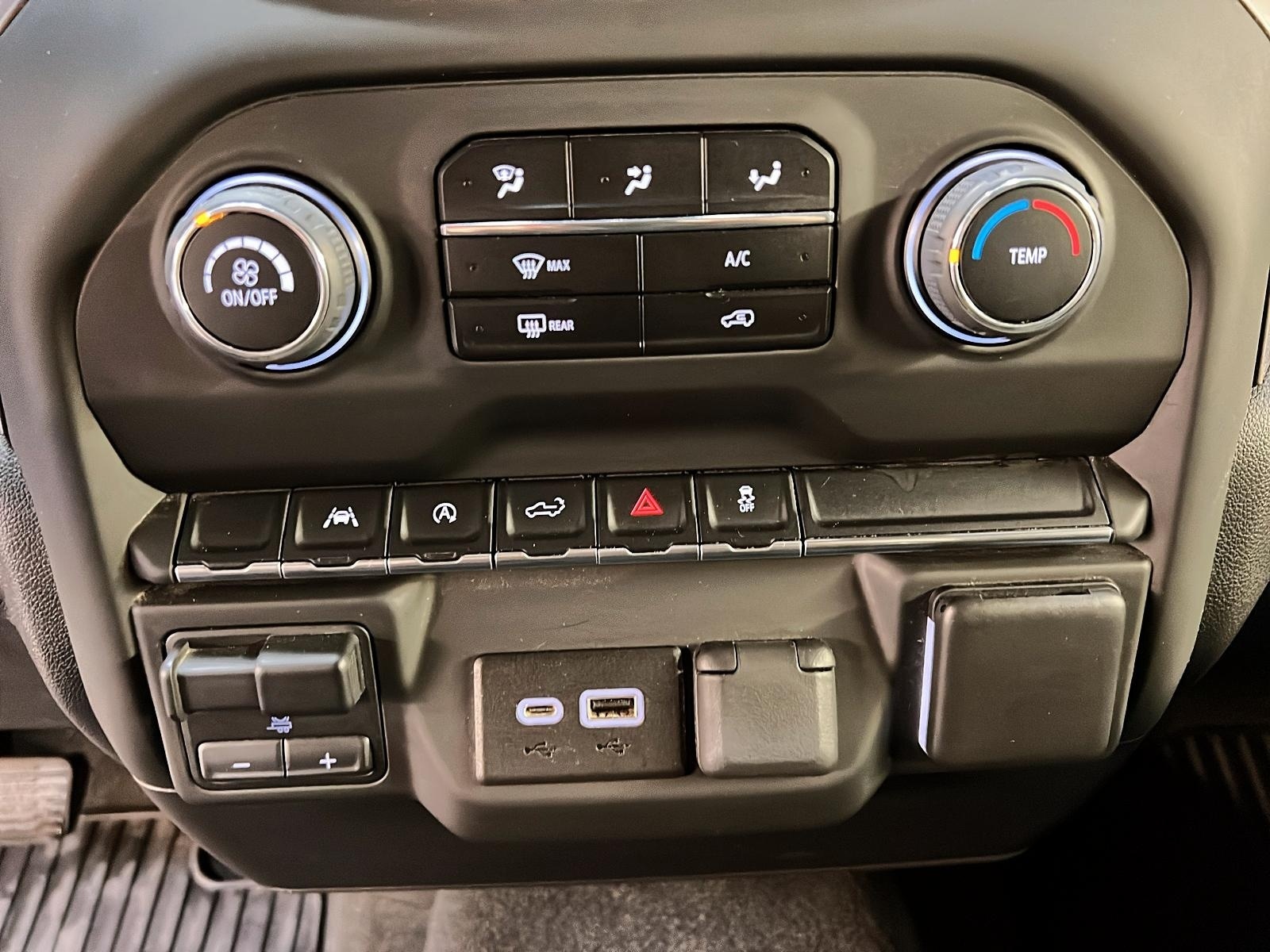 Chevrolet Silverado 1500 2023 - Image #13