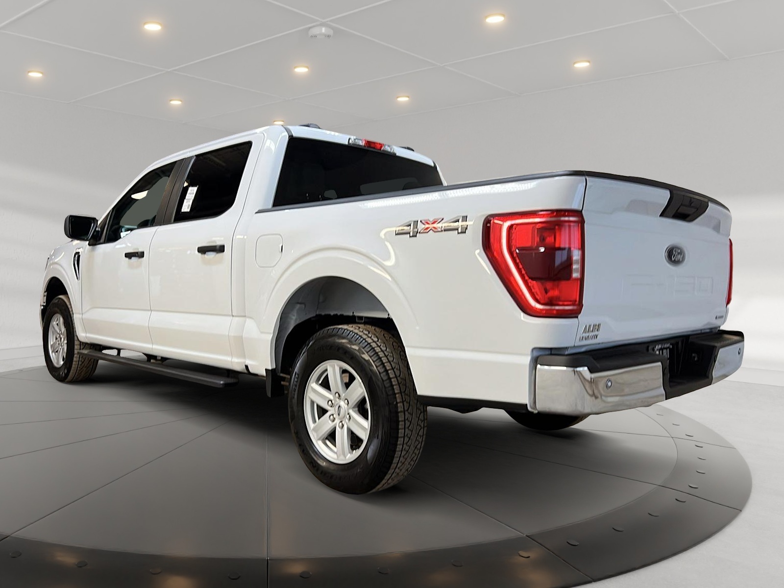 Ford F-150 XLT SUPER CREW NAV 4X4 2023 - image #6