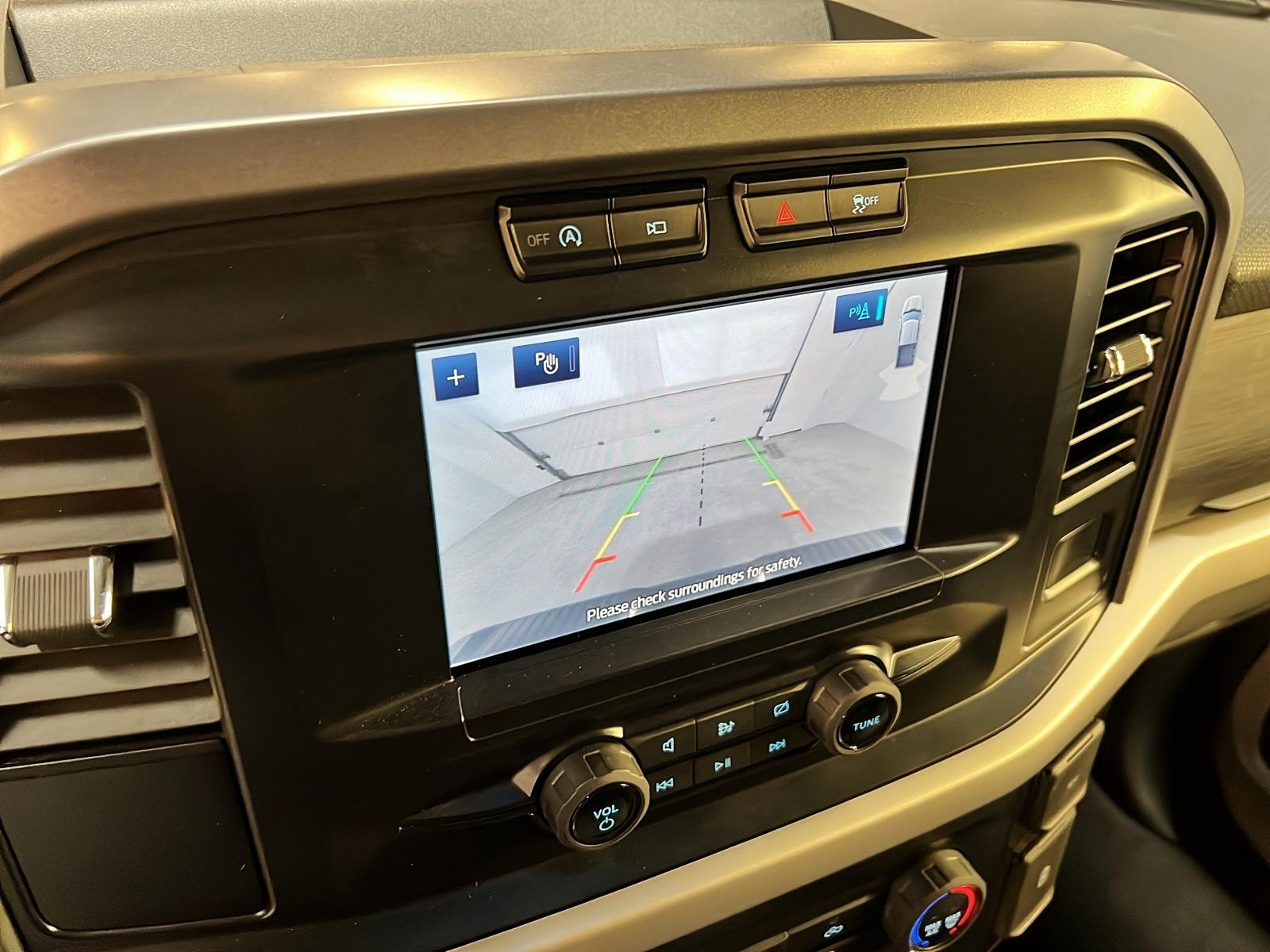 Ford F-150 XLT SUPER CREW NAV 4X4 2023 - image #17