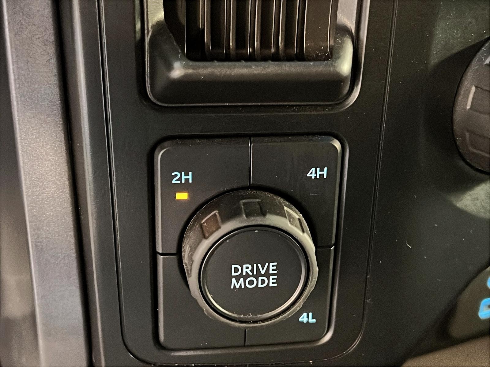 Ford F-150 XLT SUPER CREW NAV 4X4 2023 - image #14