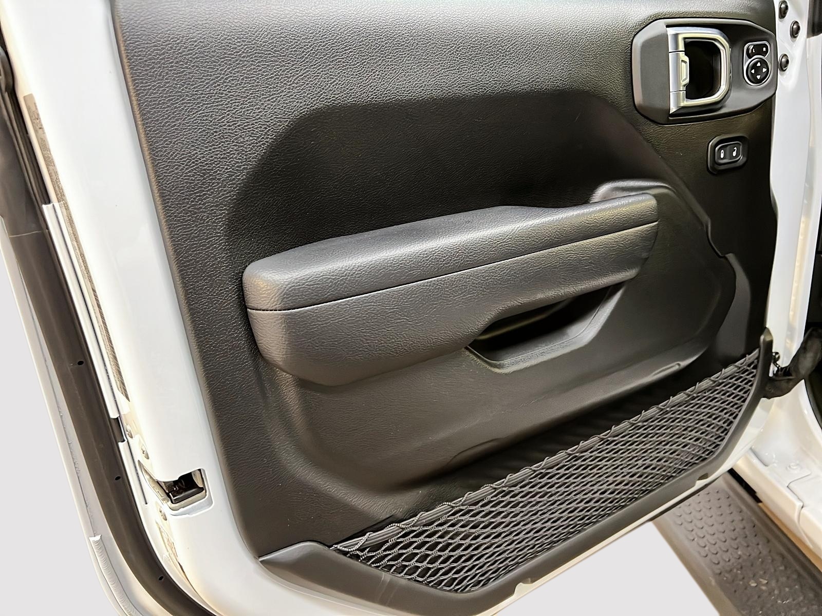 Jeep Wrangler SPORT S 4X4 2024 - image #23
