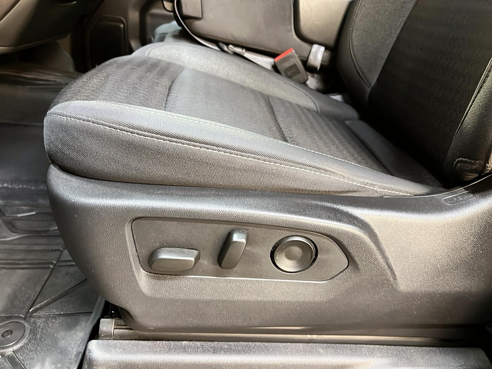 Chevrolet Silverado 1500 2023 - Image #22