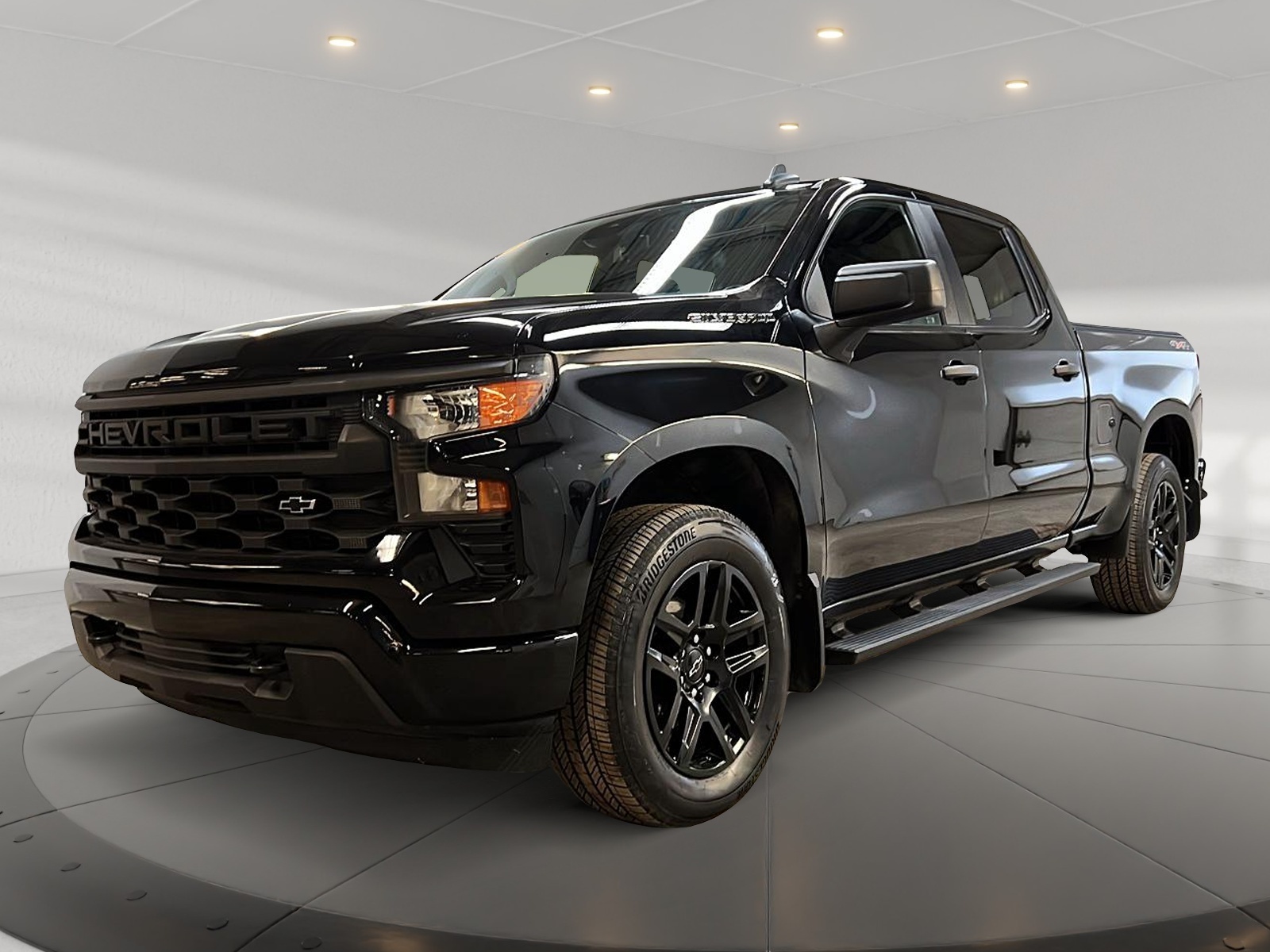 Chevrolet Silverado 1500 2023 - Image #1